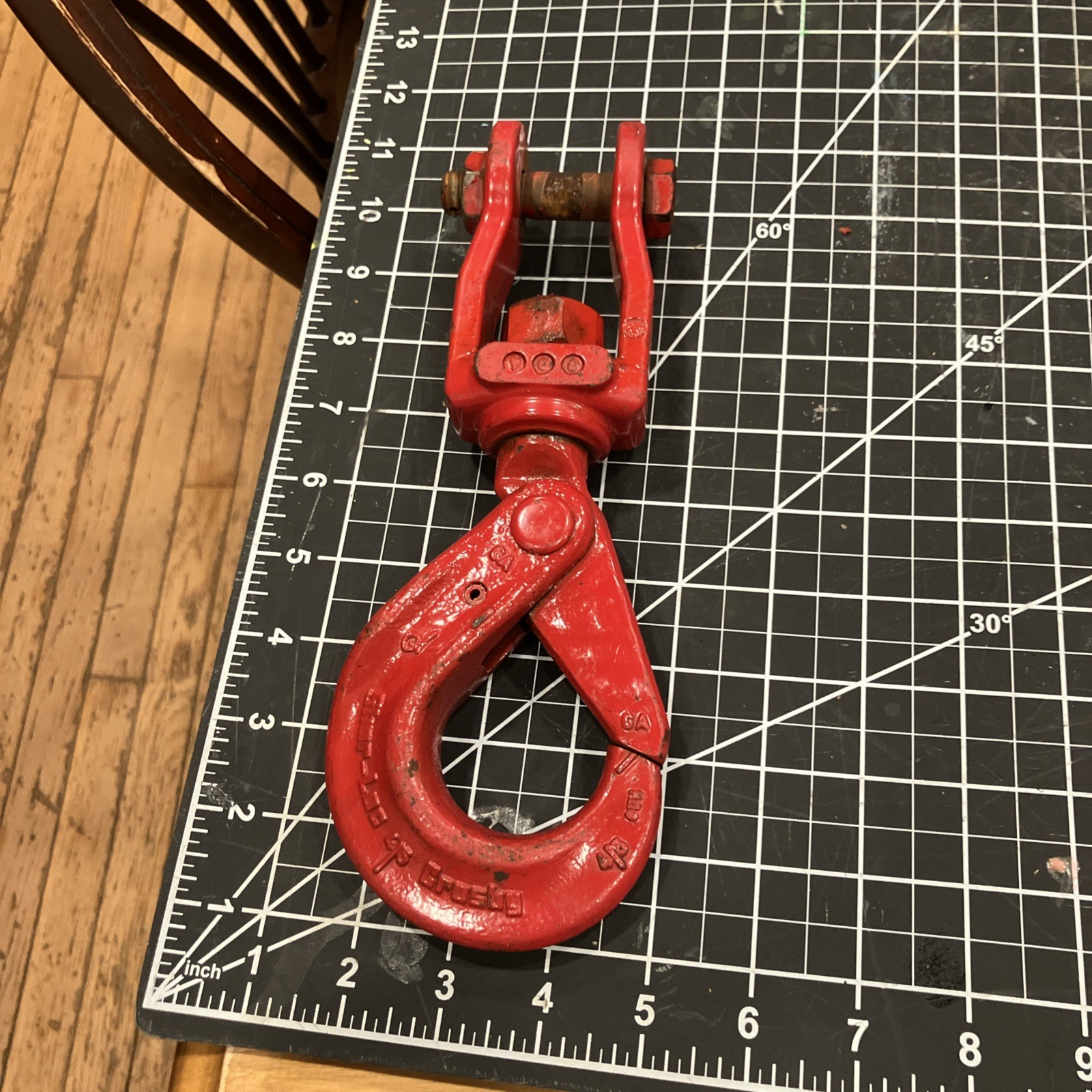 GRADE 100 CROSBY SHUR-LOC S-13326 SWIVEL HOOK 8,000LB TEST 3,200LB WORKING LOAD