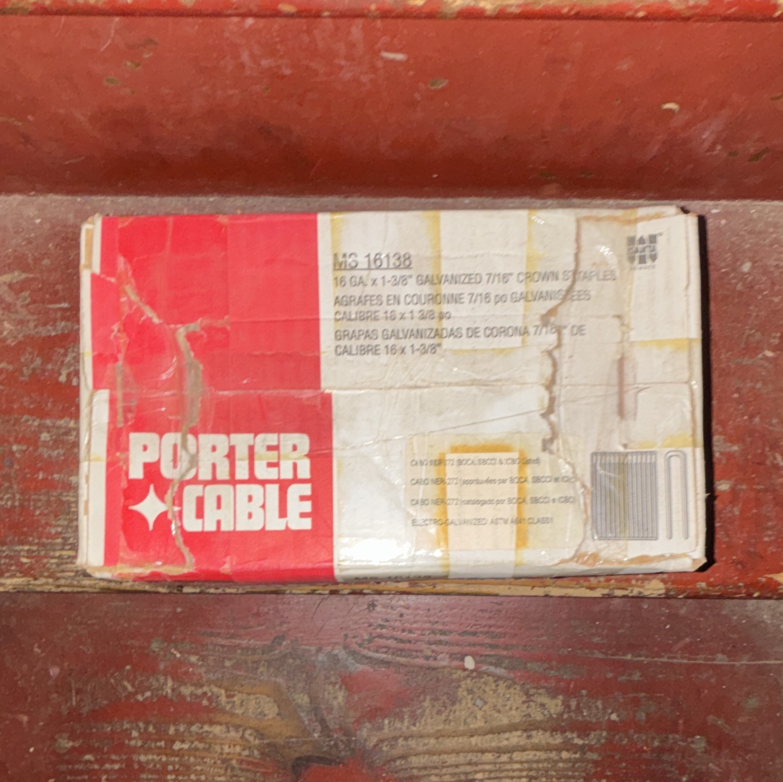 Porter-Cable 16 Ga 1-3/8in 7/16in Crown Galv Staples 10,000 MS16138