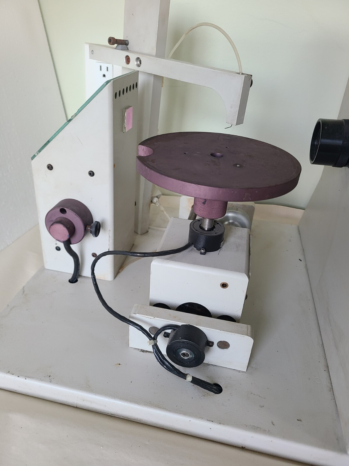 TanTec CAM-WAFER Series Contact Angle Meter, Powers Up, AS IS For Parts Or Repai