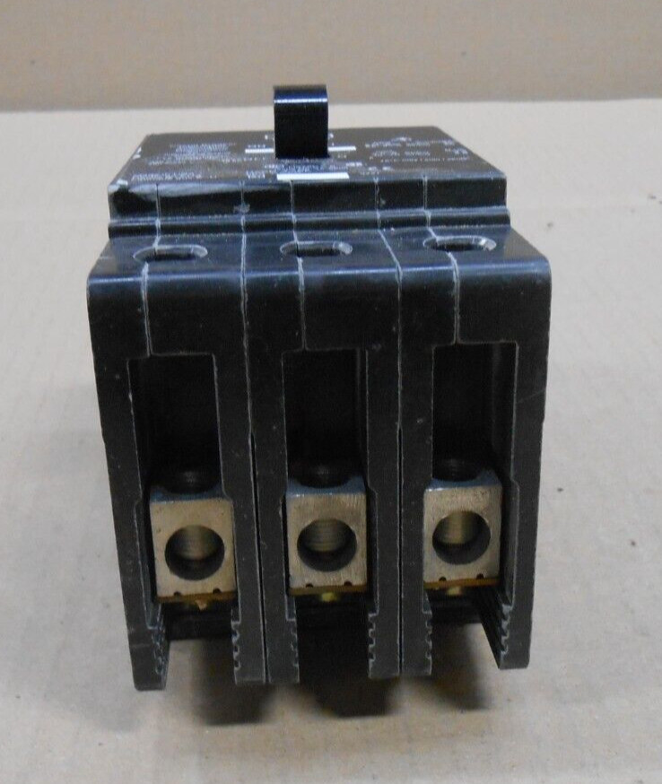 SQUARE D EDB EDB34035 35 AMP CIRCUIT BREAKER 35A 3 POLE 480Y/277V~ (11 AVAIL)