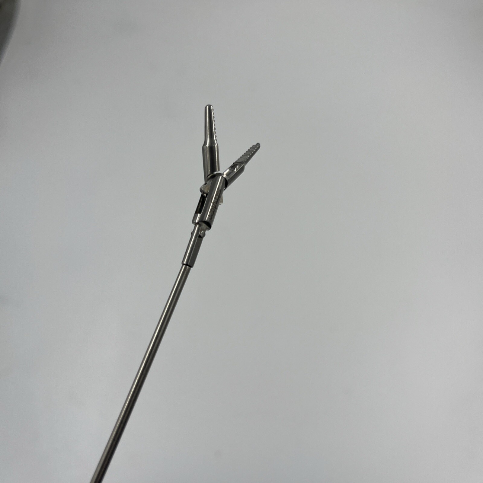 Stryker 250-080-577 Laparoscopic Stryker 255.0mm Dolphin With Spoon Insert 45cm