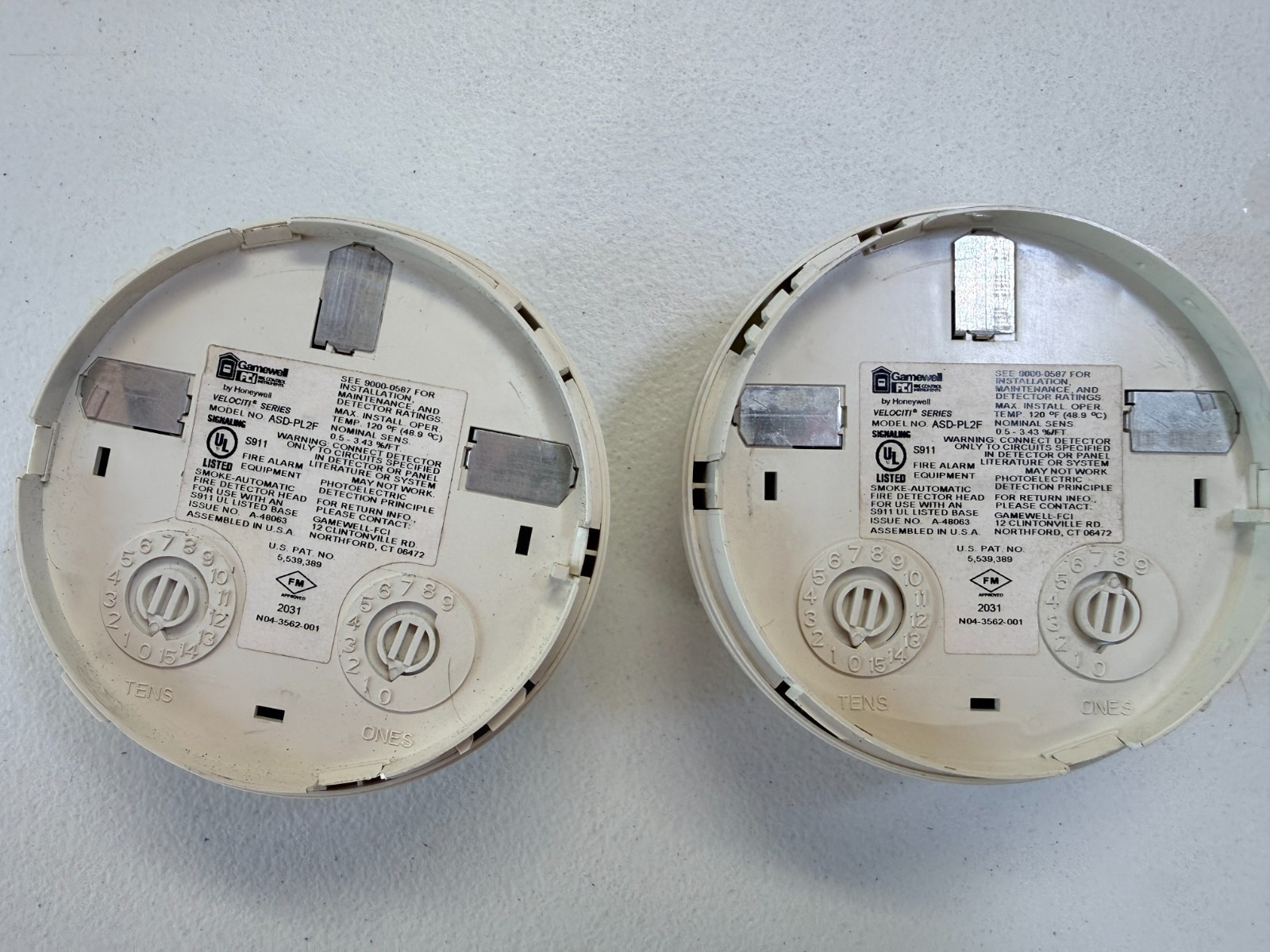 LOT of 2 GAMEWELL FCI ASD-PL2F PHOTO SMOKE DETECTORs -REFIRBISHED