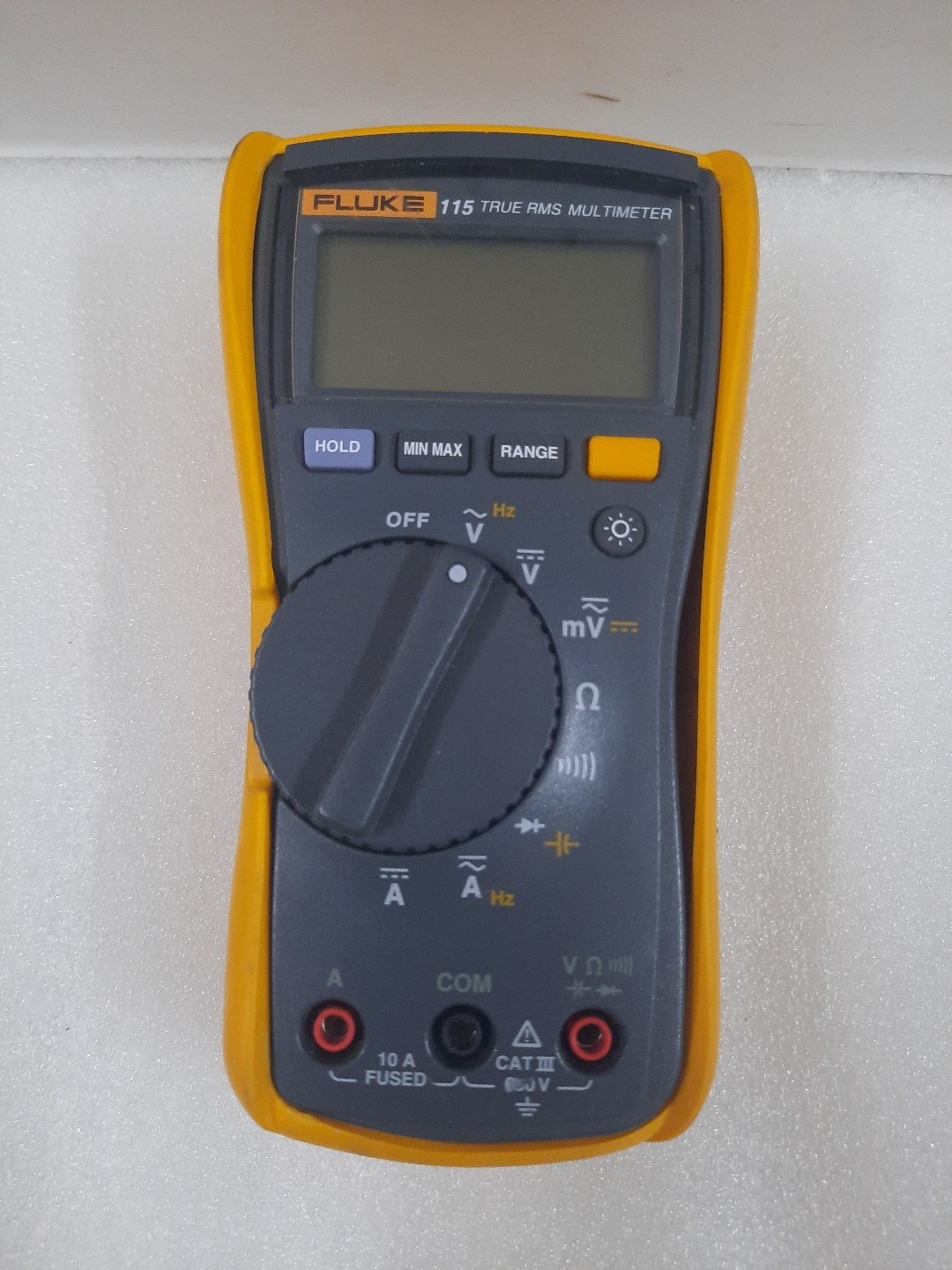 Parts only FLUKE 115 True RMS Multimeter working not parts only