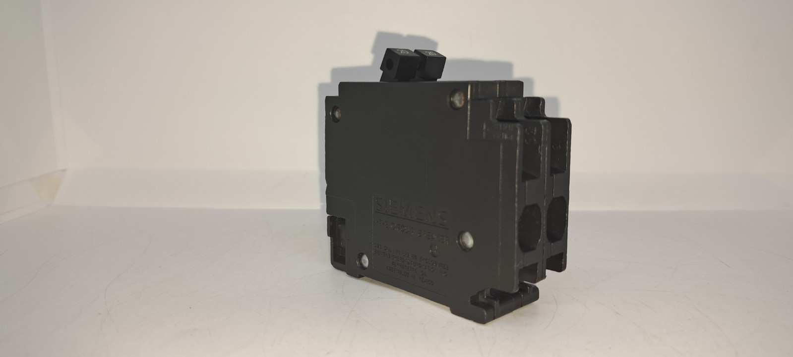 SIEMENS ITE GOULD Q2020 20 Amp Two 1 Pole Circuit Breaker Type QT Q2020