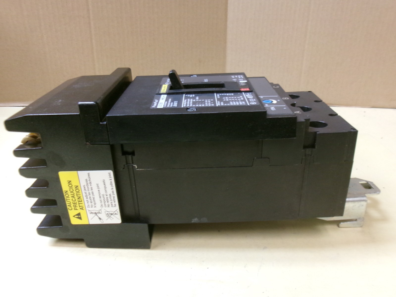 Square D JDA36175 Circuit Breaker 175A , 3P , 600VAC , 250VDC, JD250 PowerPact