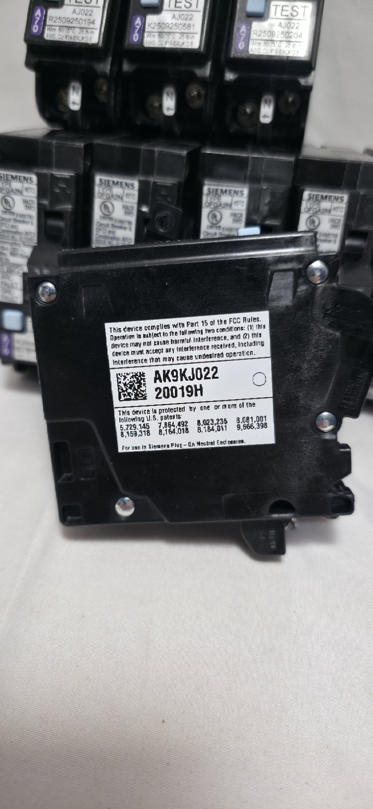 Siemens Q115DFN 15A 120V AFCI/GFCI Dual Function Plug-In Circuit Breakers Qty 9