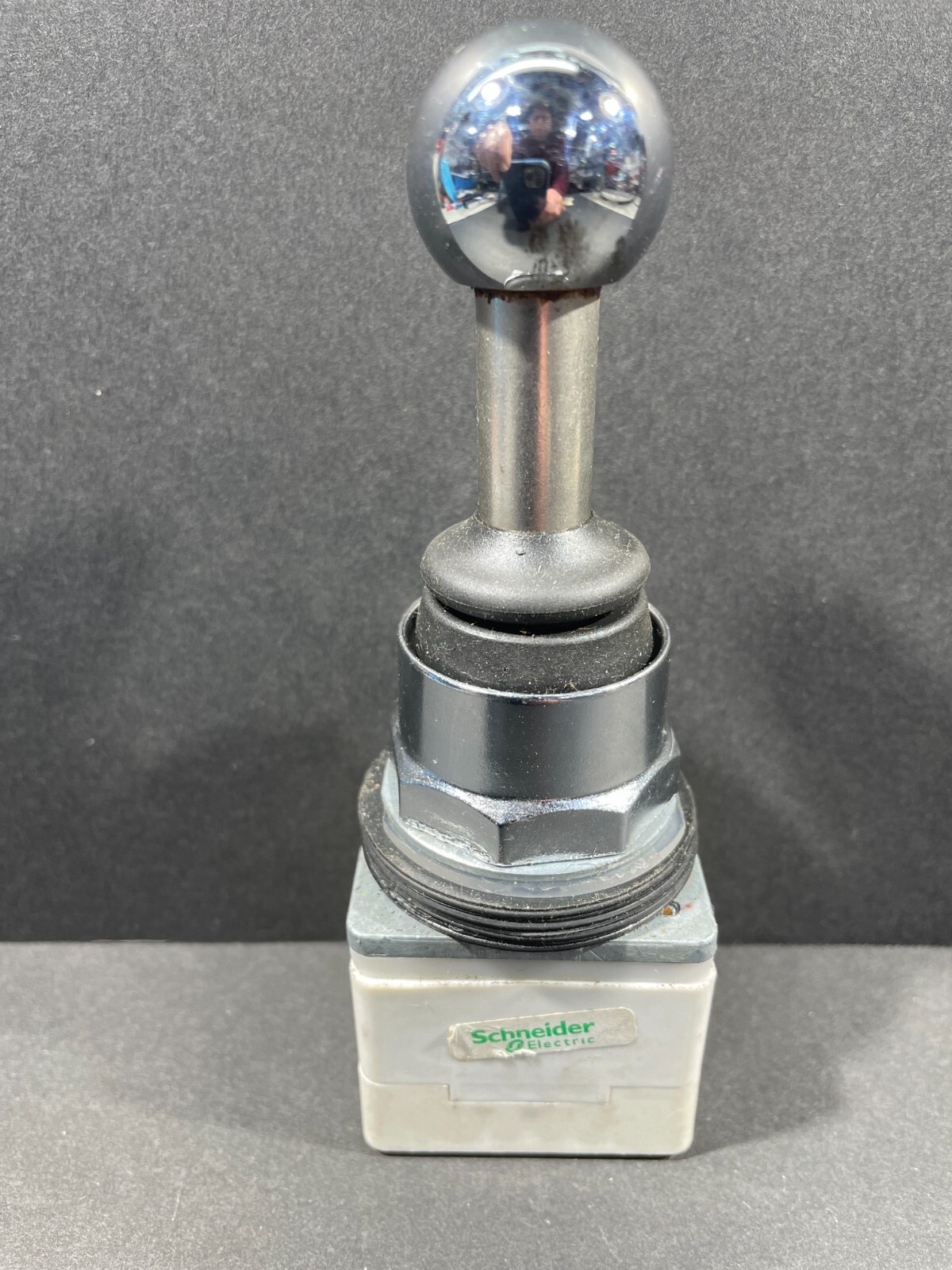 Square D 9001 K35 J Joy Stick Operator, 5 Position, W/O Contacts, Used & Checked