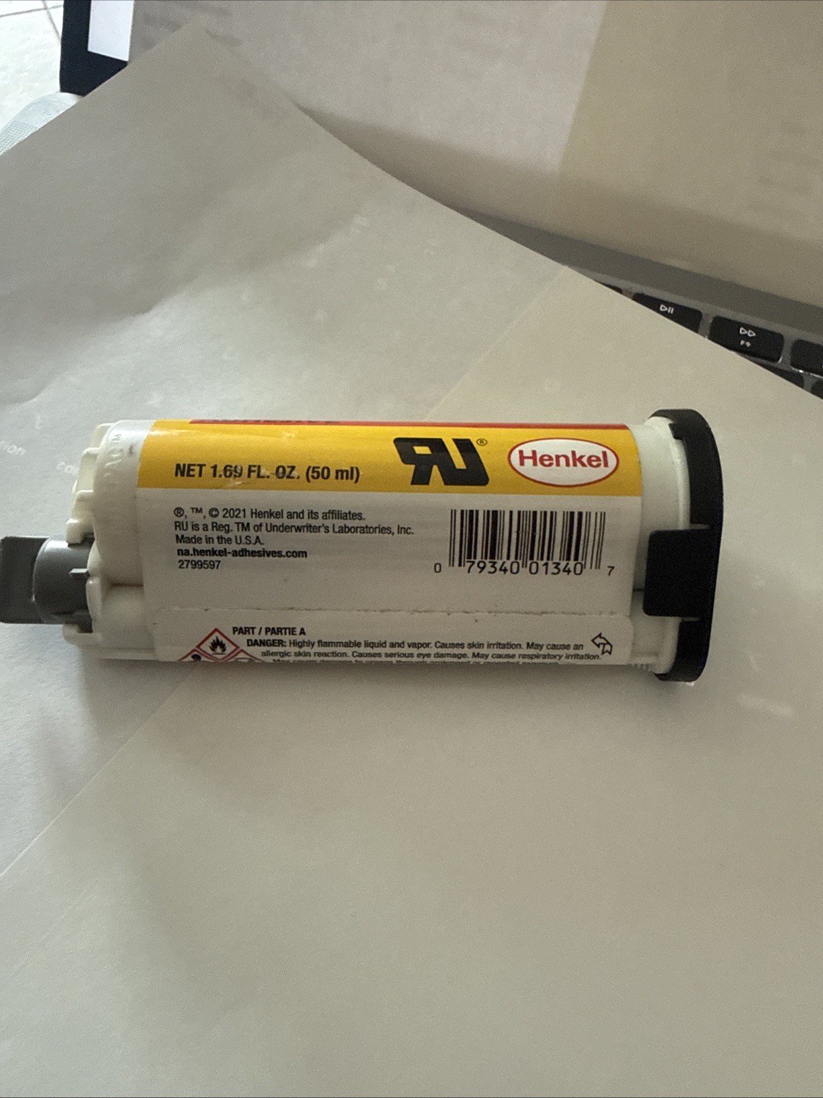 Loctite H8000 High Performance Adhesive 1.69 OZ Green EXP DATE 04/30/2026