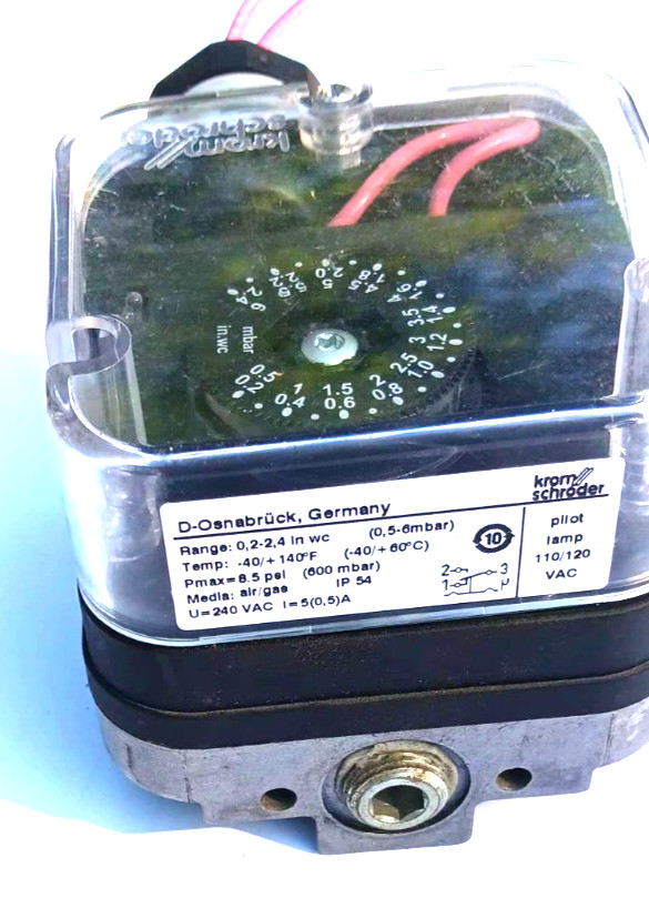 Krom Schroder DG50HT Air Gas Pressure Switch 1-20WC 84447922