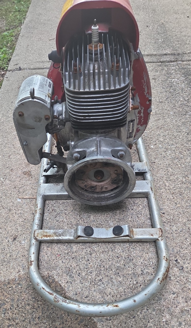 Pacific pumper mark 3 Wajax Rotax 185 For parts repair motor stuck