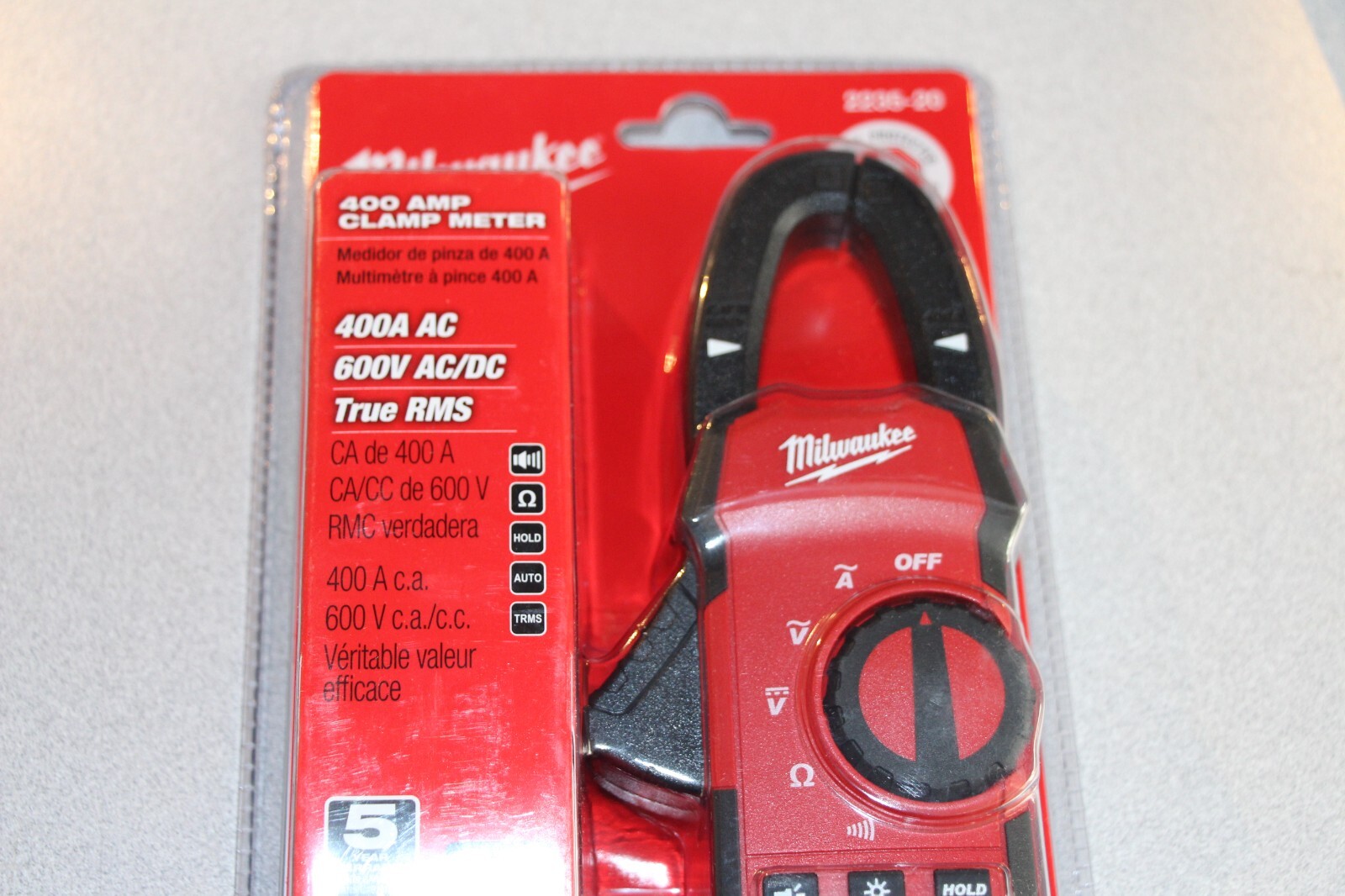 Milwaukee 2235-20 400 Amp 400A 600V AC/DC Clamp Meter NEW