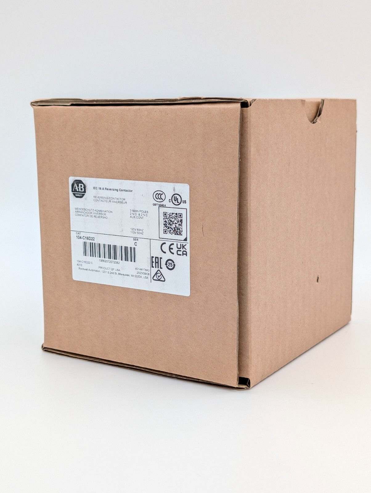 Allen-Bradley 104-C16D22 IEC 16 A Reversing Contactor 110V 50 Hz/120V 1PC New