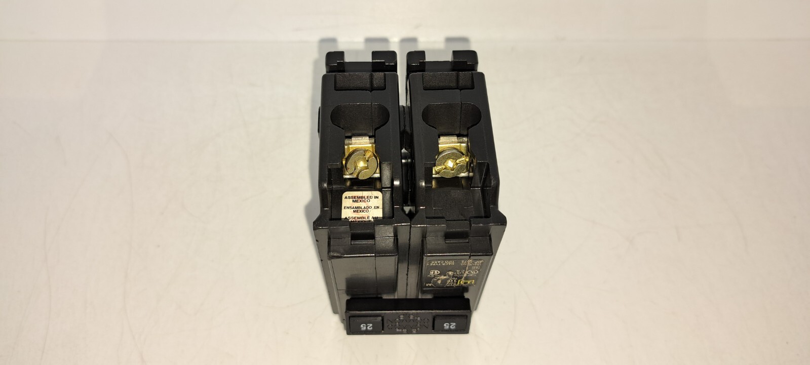 Square D HOM225 2 Pole 25 Amp 120/240v Type HOM Circuit Breaker