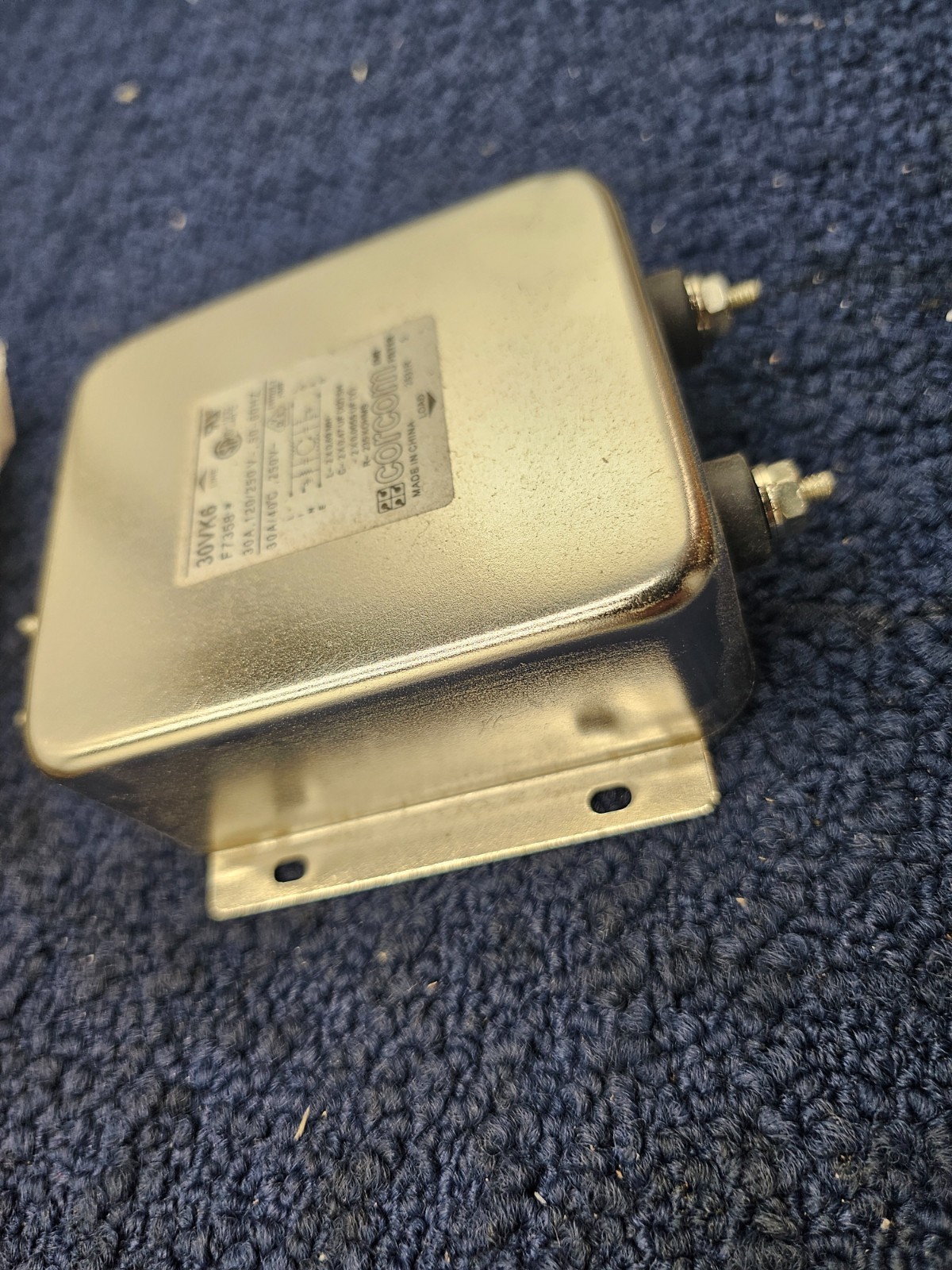 Corcom 30VK6 Line Filter F7358 30A 120/250V 50-60Hz 80A/40°C 250V-