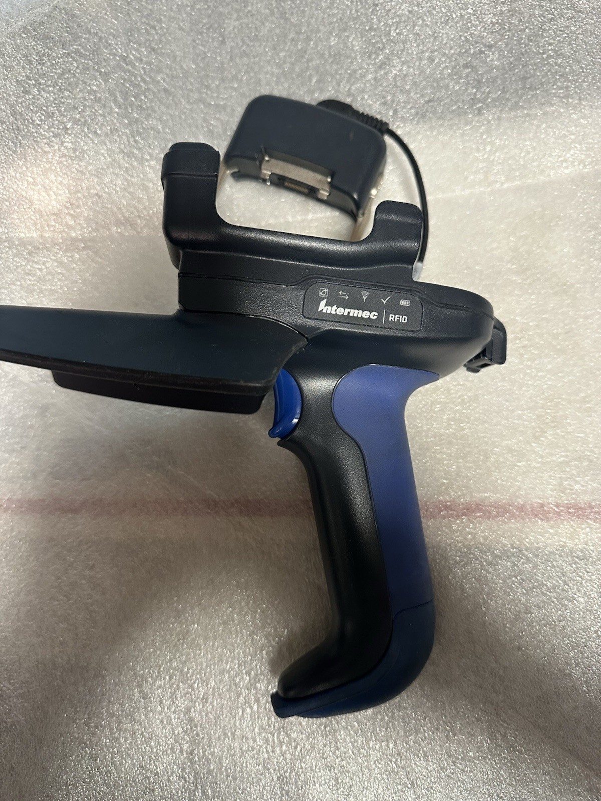 INTERMEC IP30C IP30C0BB014 RFID READER HOLDER + BATTERY