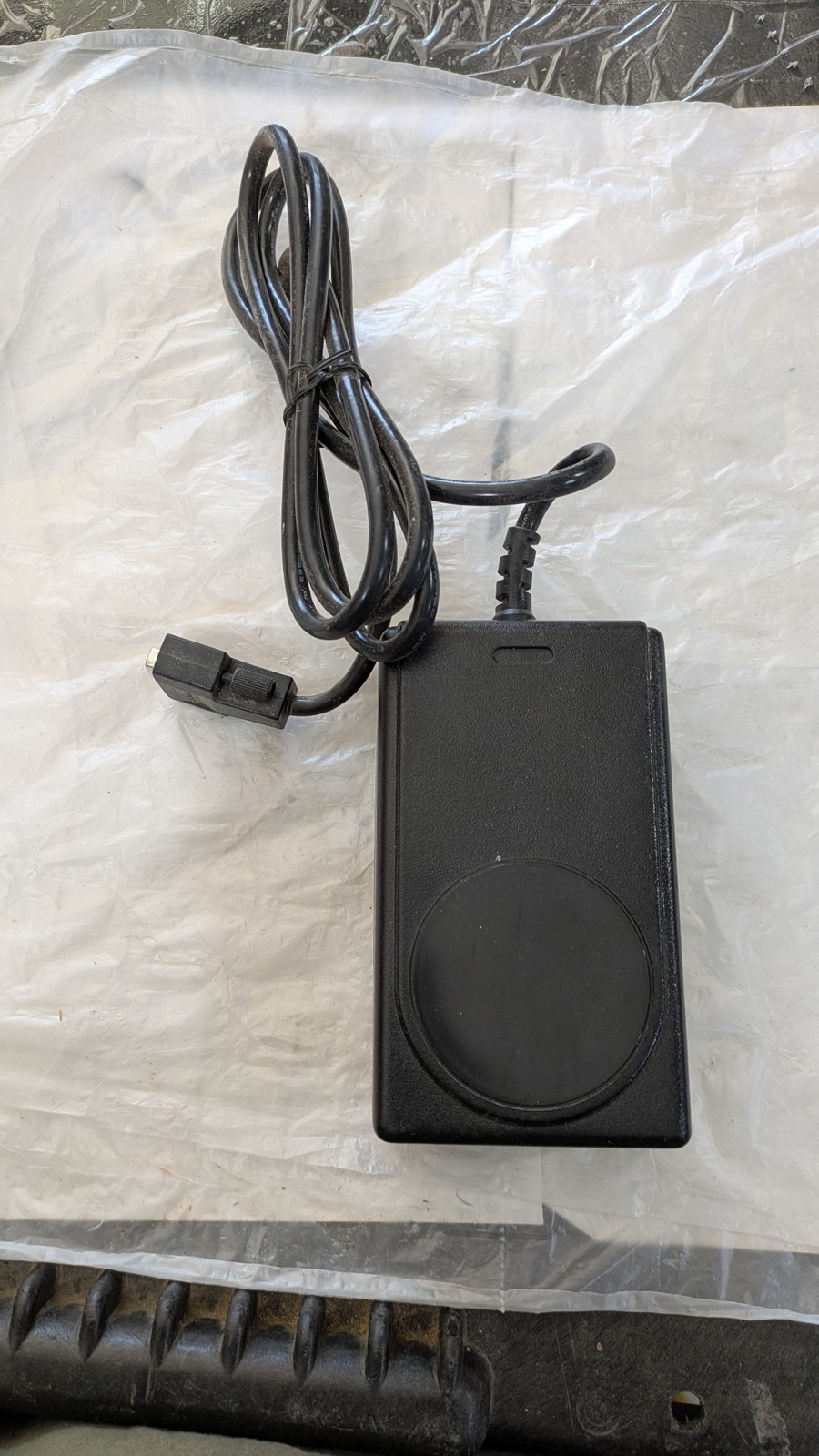 KB-00-32-F-02 100-250V 50-60HZ 0.7-0.35A +5V 5.0A POWER SUPPLY CABLE