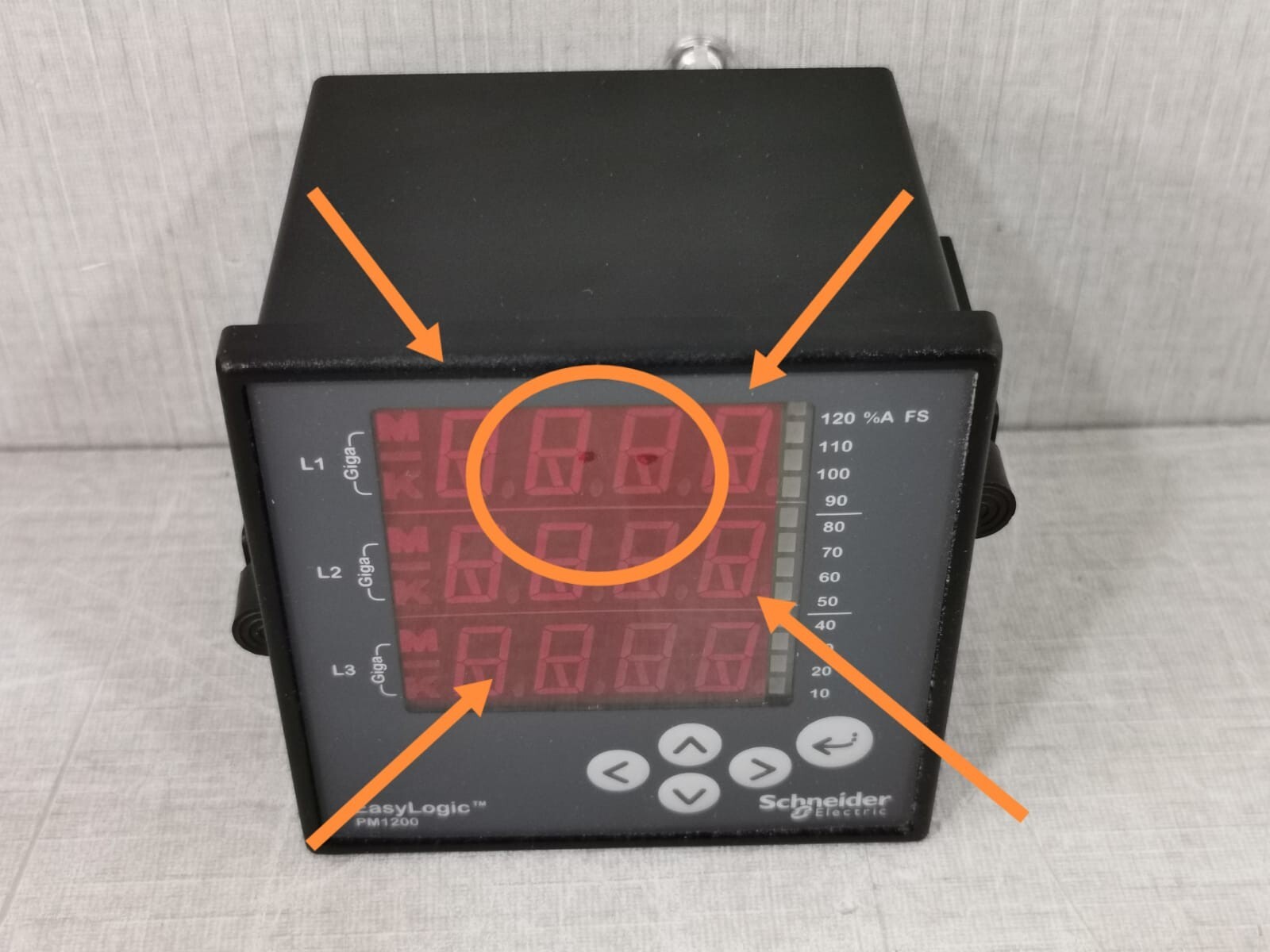 SCHNEIDER ELECTRIC EASYLOGIC PM1200 /METSEPM1200 POWER METER-SPOT ON THE SCREEN