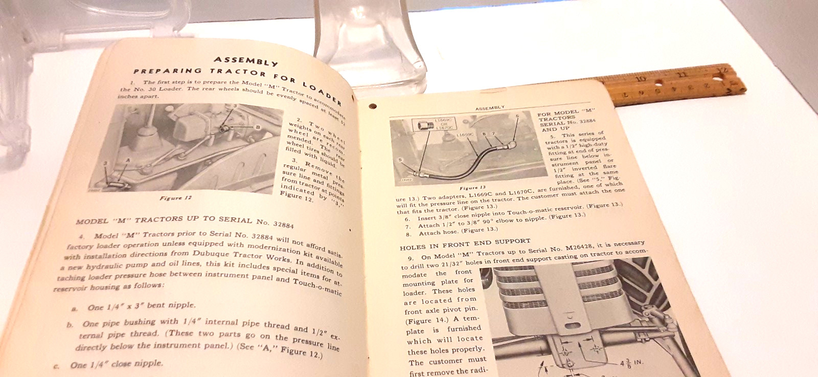 John Deere Operator’s Manual OM-C24-451 – HYDRAULIC LOADER No. 30 For M JD.