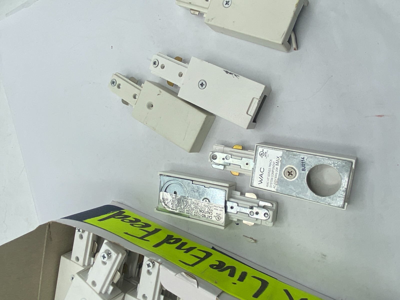 LOT OF 3 WAC LIGHTING HT SERIES TRACK LIVE END CONNECTOR WHITE 120V 60HZ 🔔