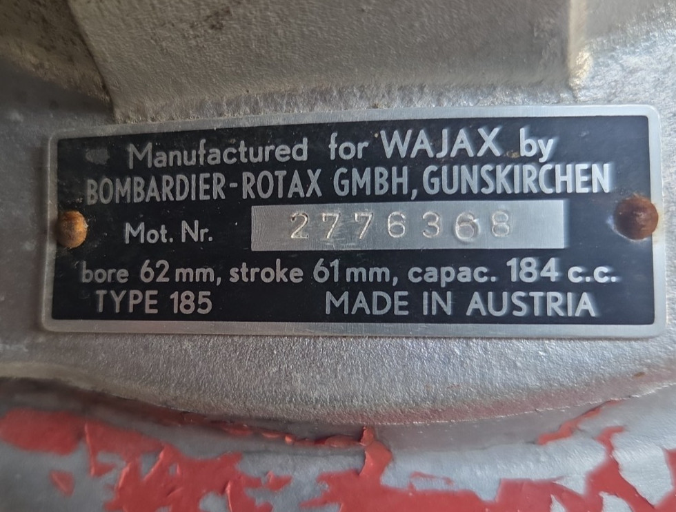 Pacific pumper mark 3 Wajax Rotax 185 For parts repair motor stuck