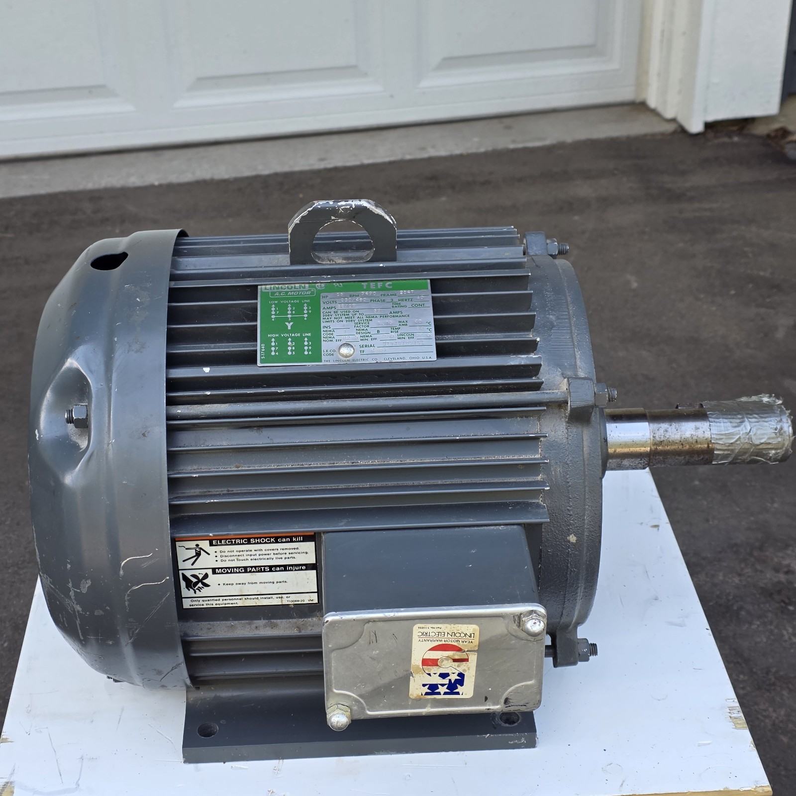 Lincoln Electric 15HP TEFC AC Motor 230/460V 3PH 3490RPM Frame 254T USA