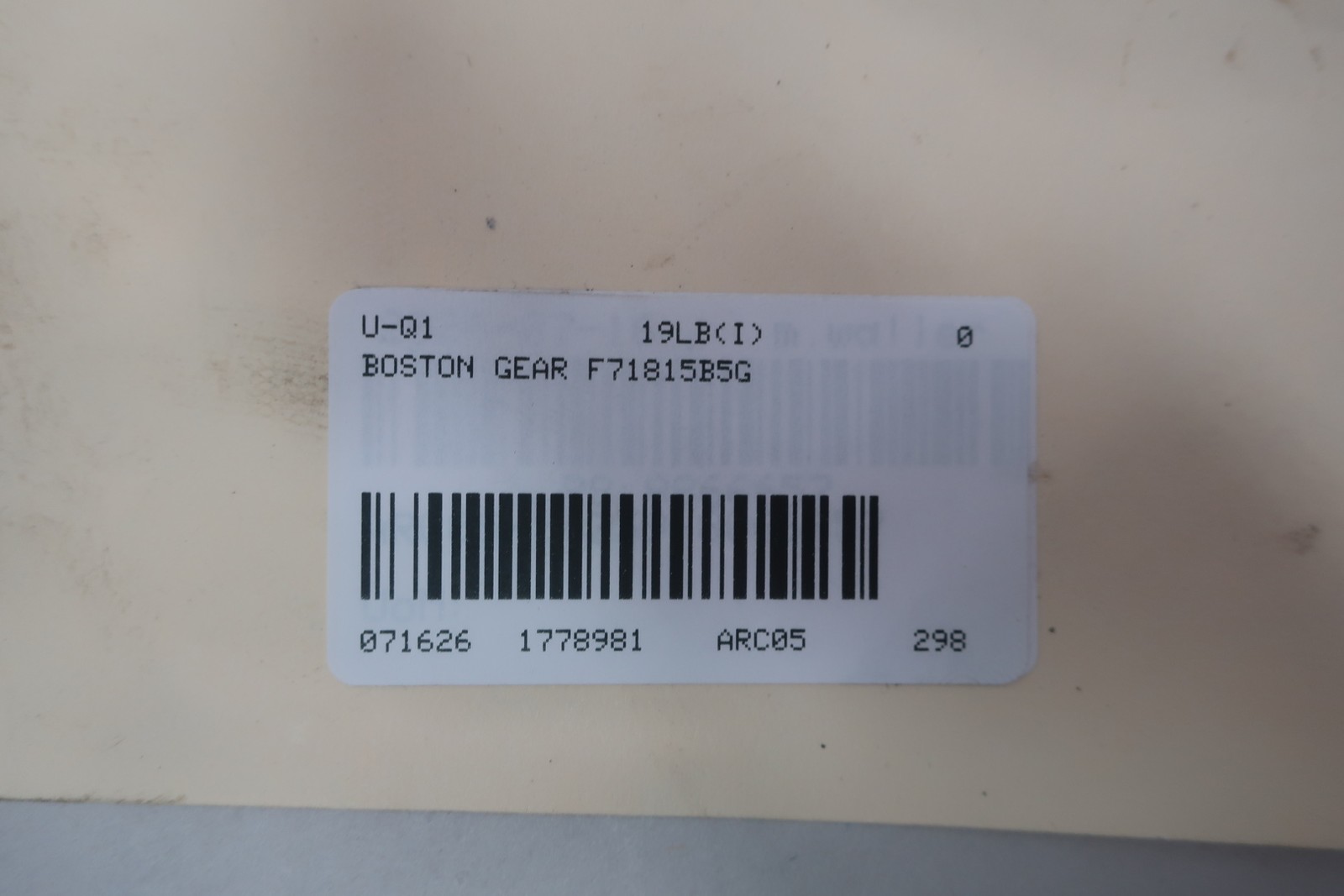 Boston Gear F71815B5G Right Angle Gear Reducer 56c 5/8in 7/8in 0.91hp 15:1
