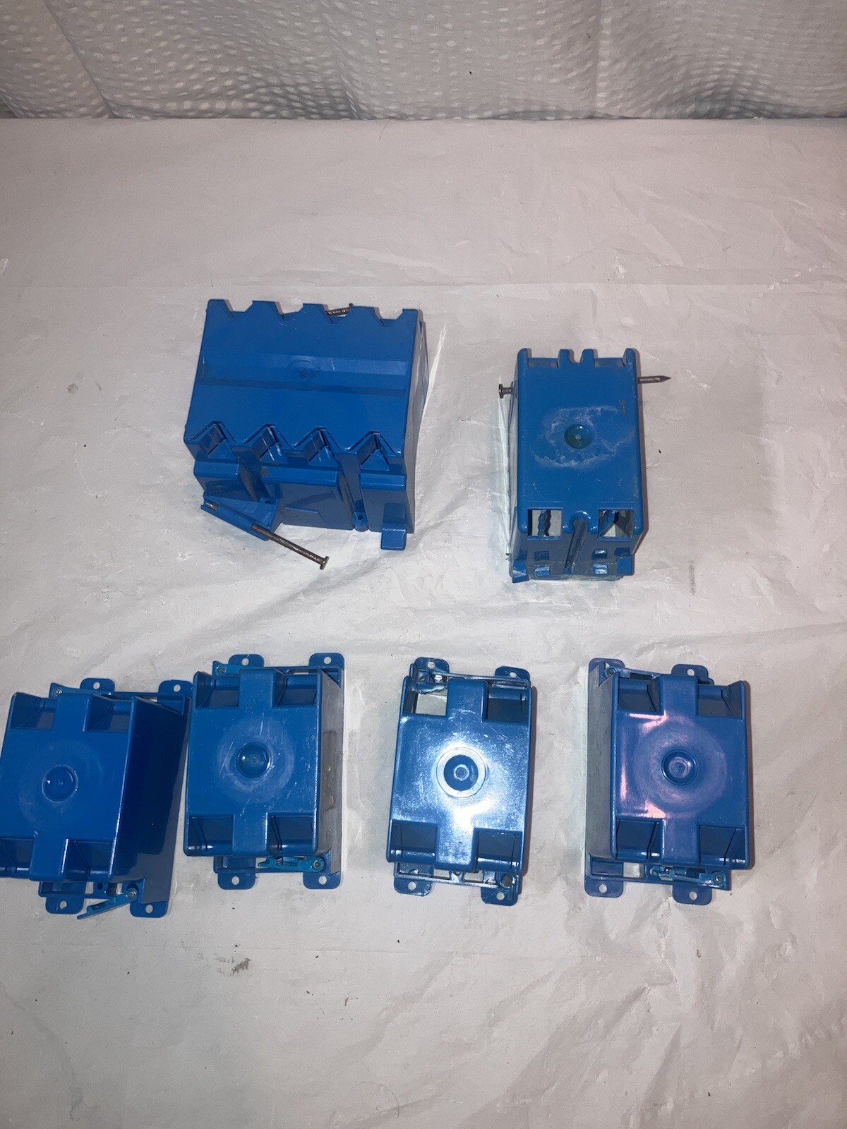 4 Pcs 1-Gang 14cu. in; 1 Pc 1-gang 18 Cu. In; & 2-gang 36 Cu. In Blue PVC