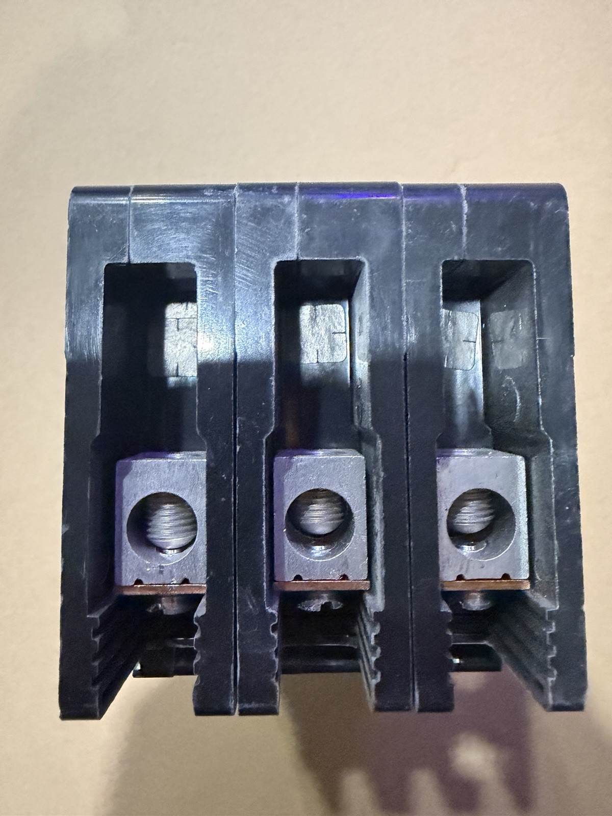 Square D EDB34100 3P Circuit Breaker 100A 480V