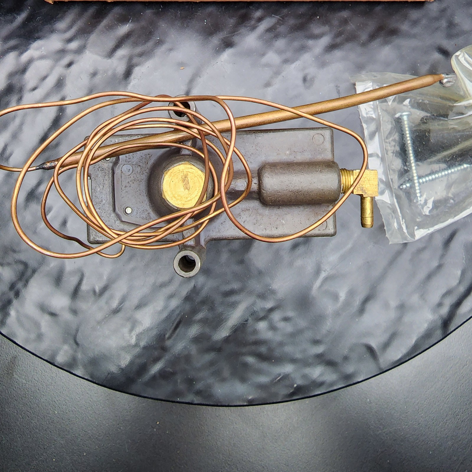 Barber-Coleman Co. TKS-2031-0-1 Temperature Transmitter, Range 40-160°F 🌡️