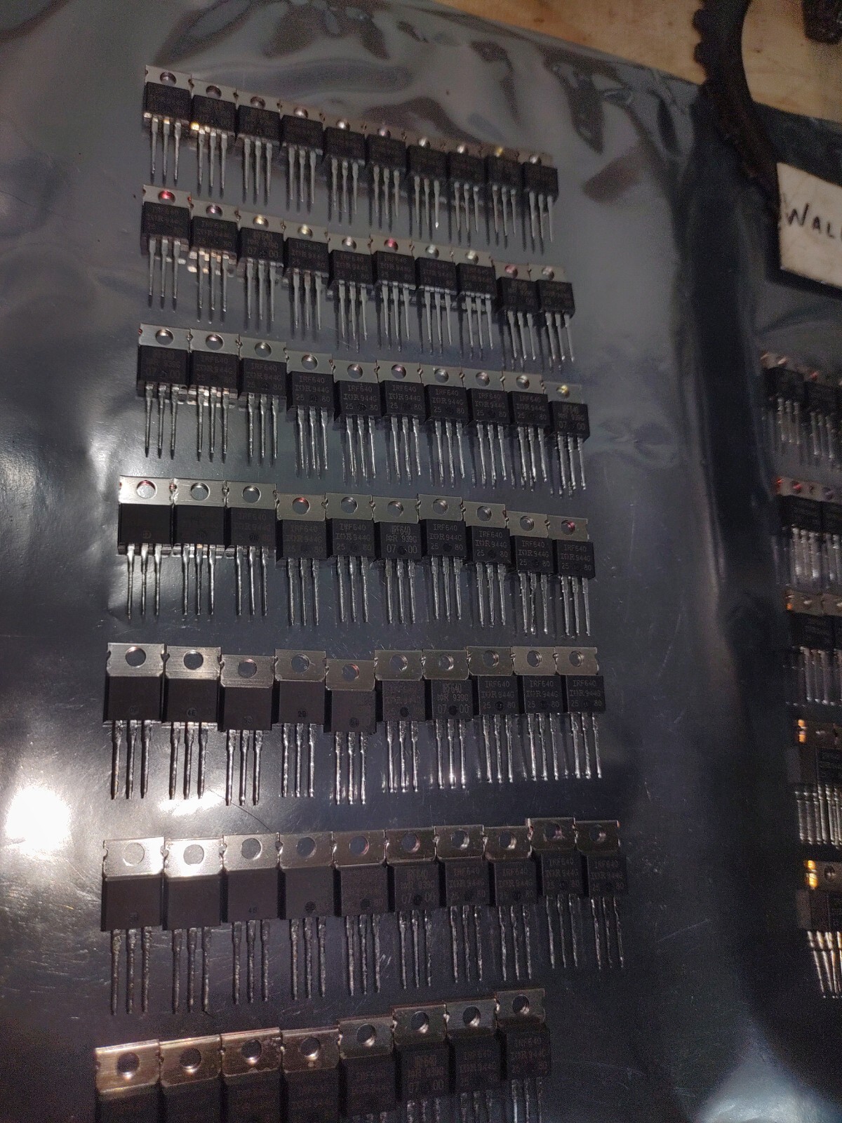 International Rectifier IRF640 Transistors =New Old Stock= LOT OF 10