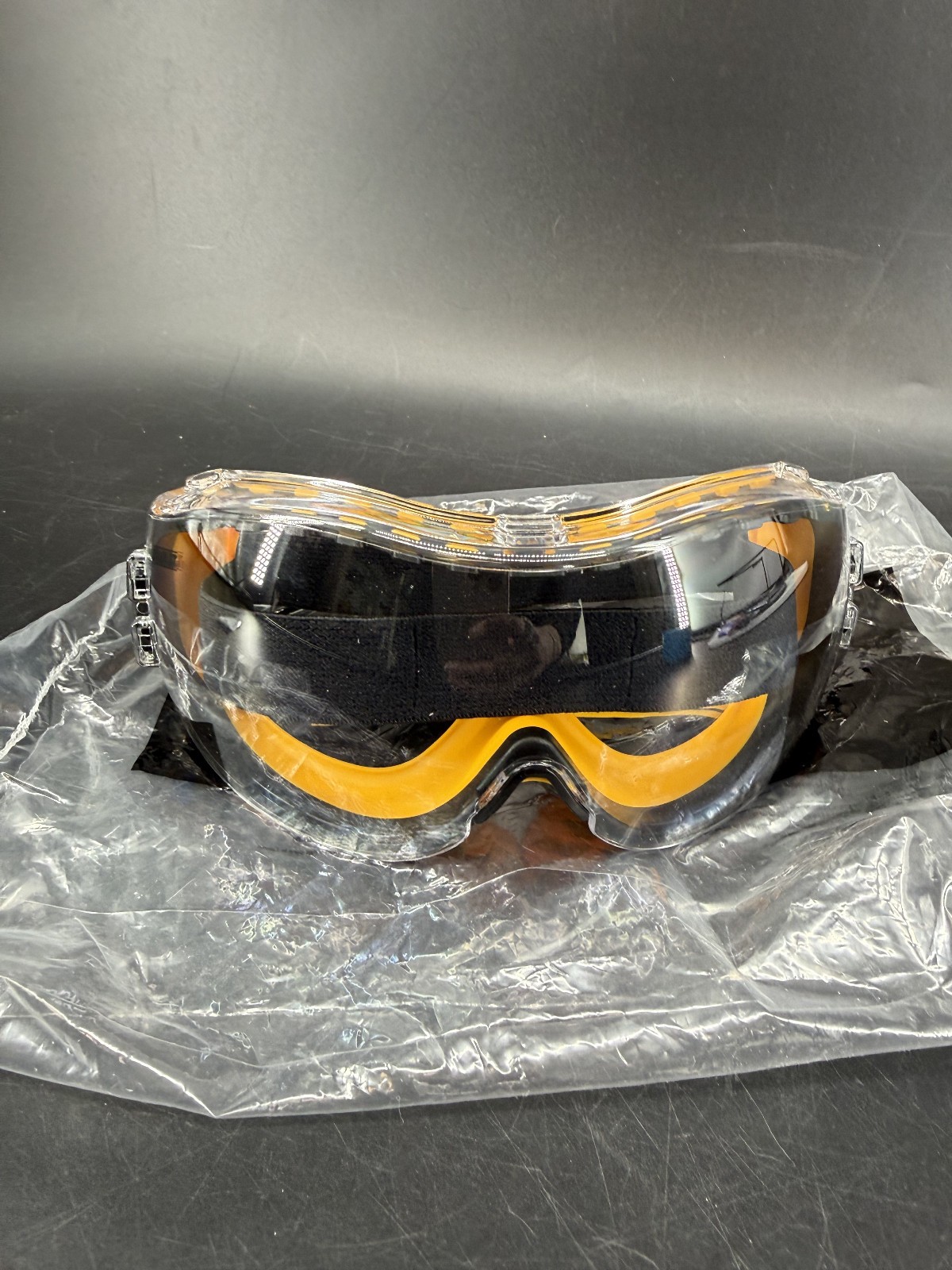 DeWALT DPG82-11C Clear Anti-Fog Scratch Resistant Safety Goggles Open Box