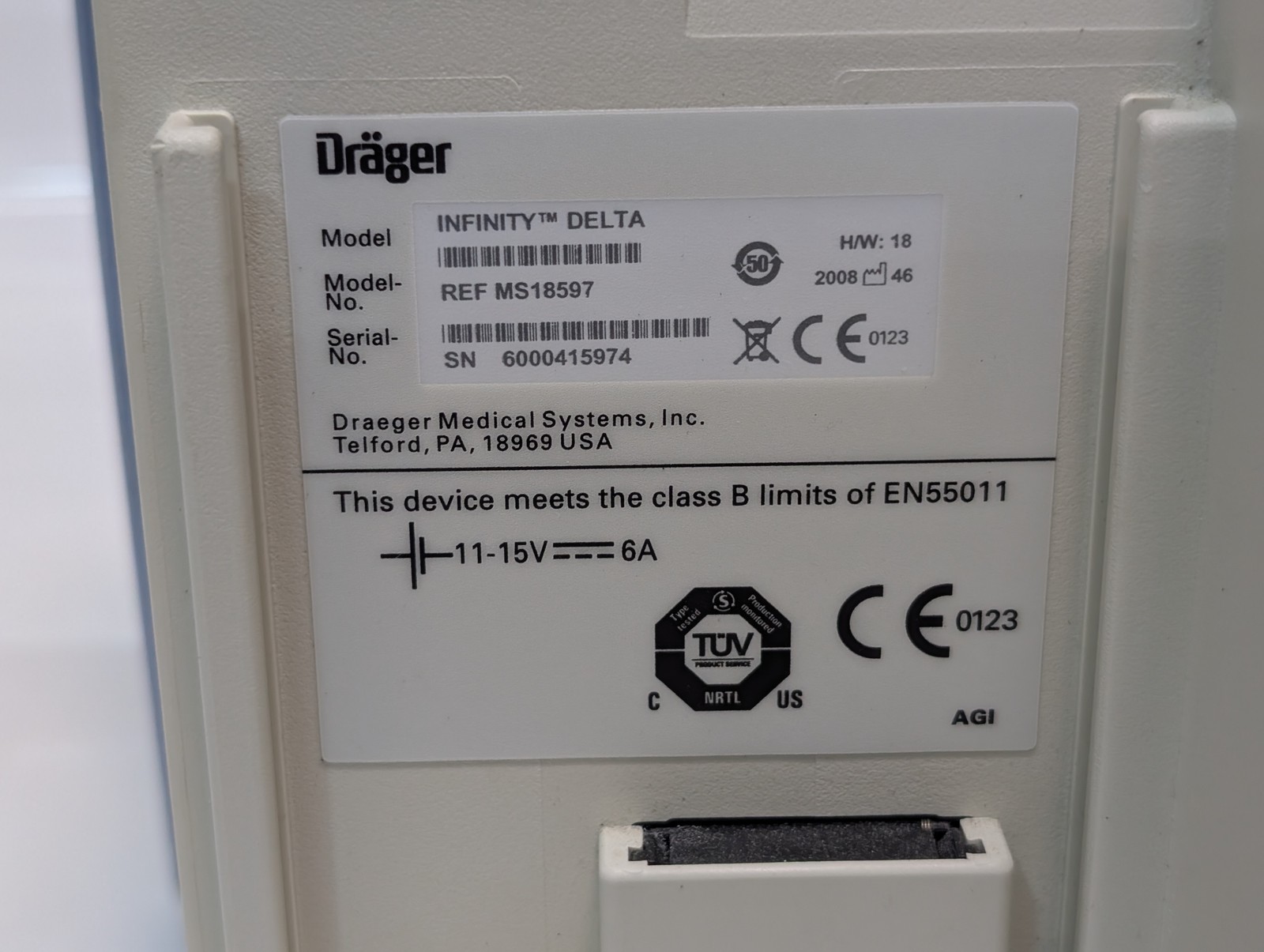 Drager Infinity Delta MS18597 patient monitor 11-15V medical as pictured