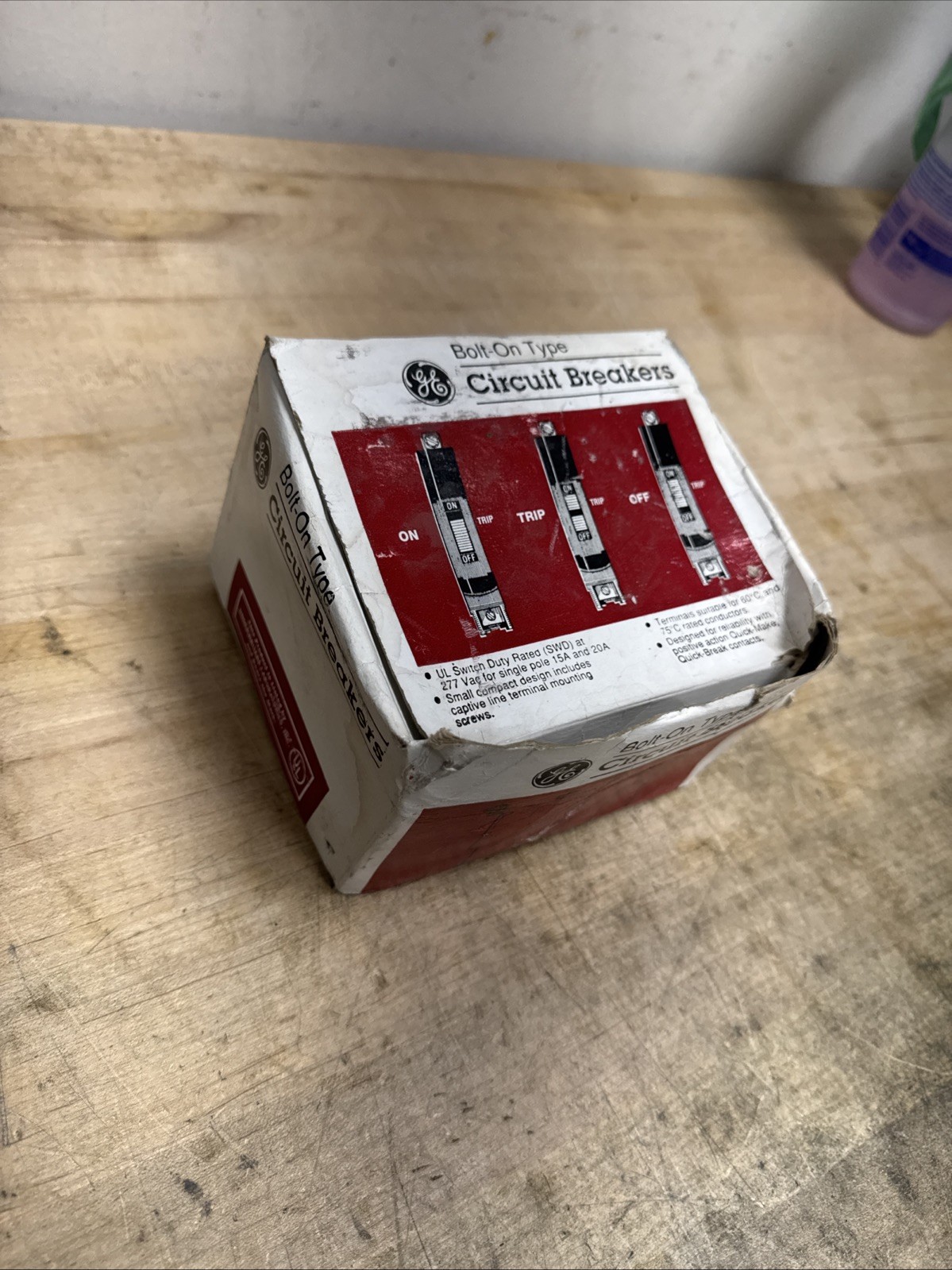 NEW OPEN BOX GENERAL ELECTRIC TEY330 TEY 3 POLE 30 AMP 480v CIRCUIT BREAKER