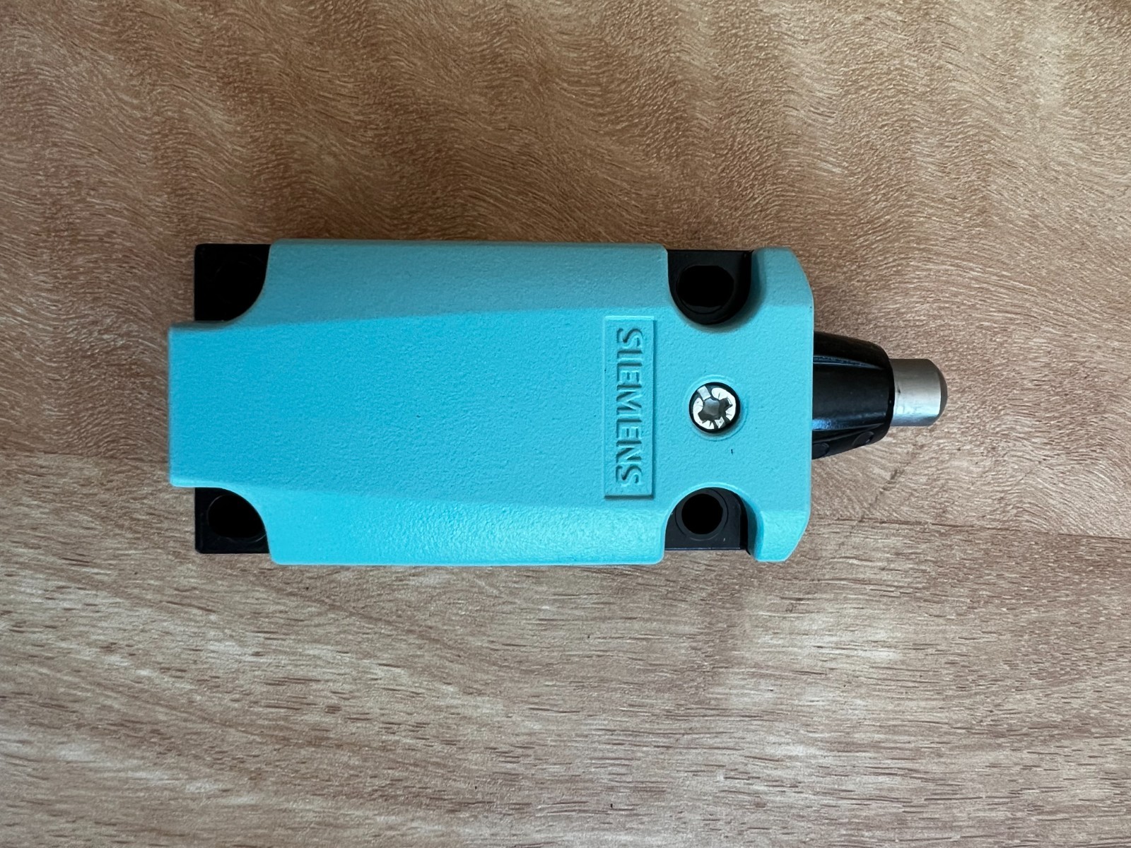 Brand New Siemens Limit Switch 3SE5112-0CC02 3SE5 112-OCCO2 (IN BOX)
