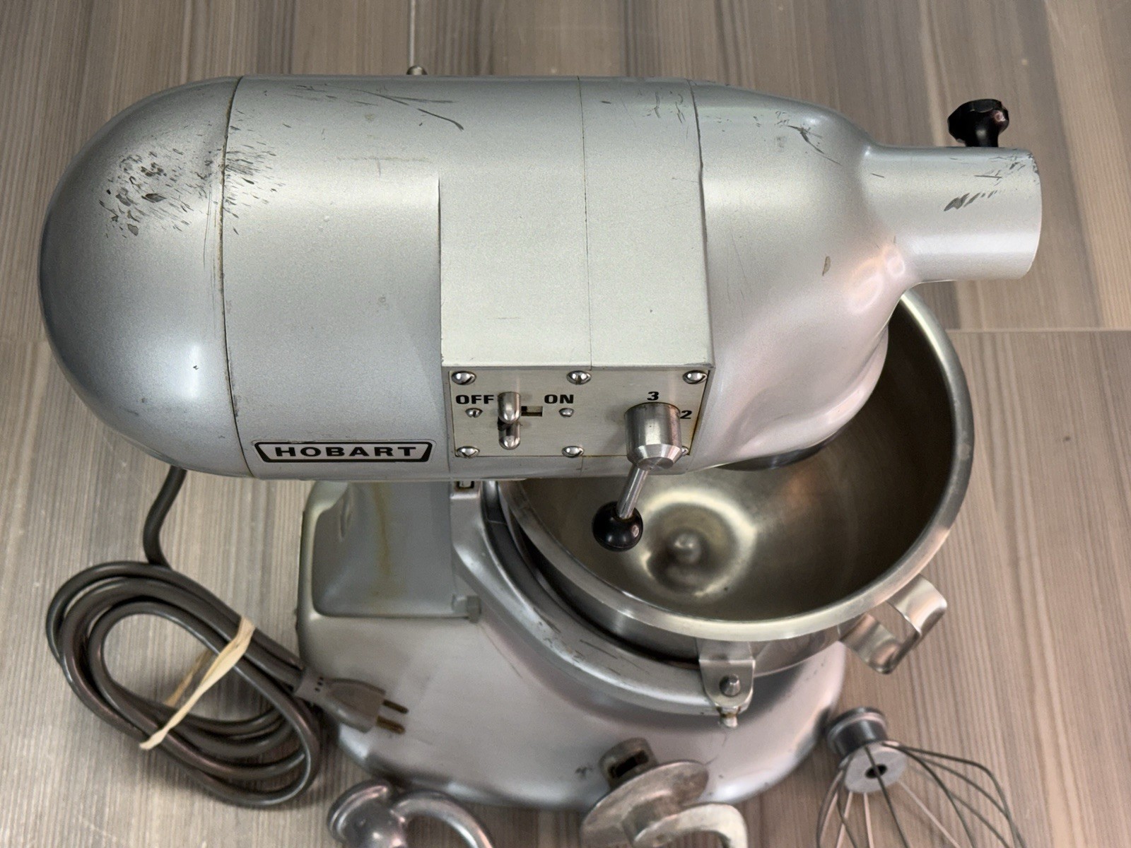 Hobart N50 5 Quart / 5 Qt. Commercial Mixer, Model N-50