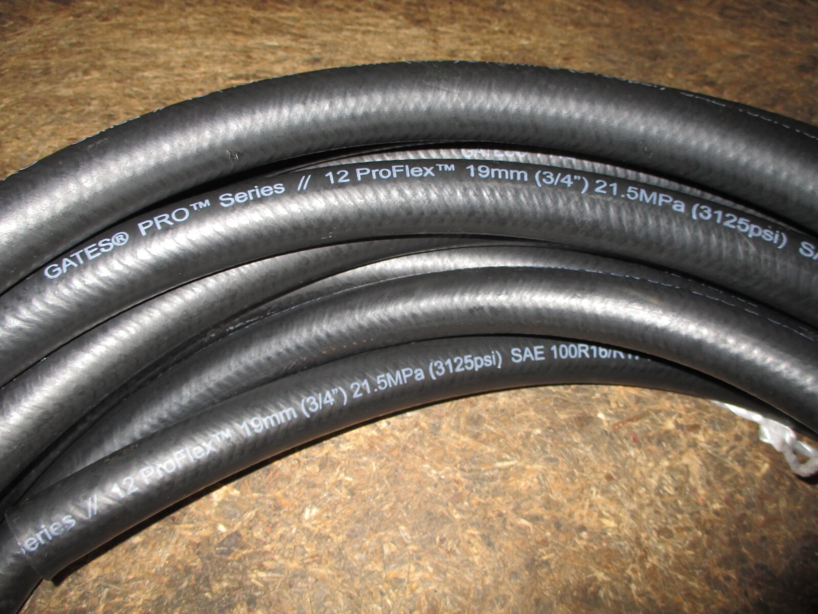 GATES HYDRAULIC HOSE 12 PRO SERIES PROFLEX 3/4″ 25′ FEET SAE 100R16/R17 3125 PSI