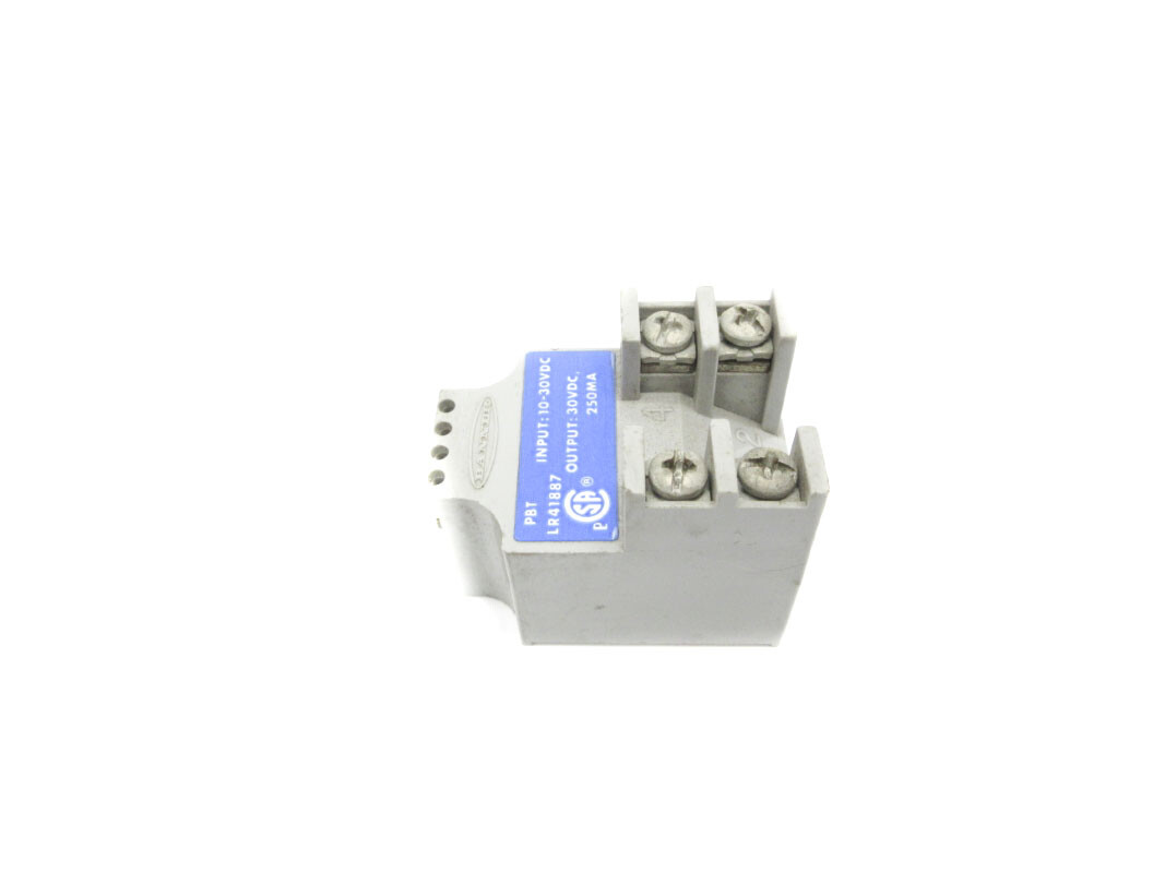 BANNER ENGINEERING PBT 10-30VDC UNMP