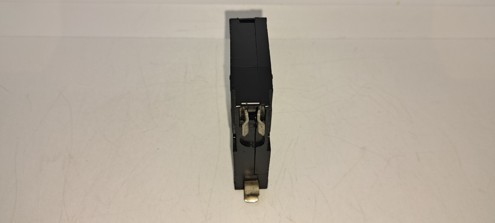 Square D QO115 15 Amp 1 Pole 120/240V Grooved Handle Circuit Breaker Type QO