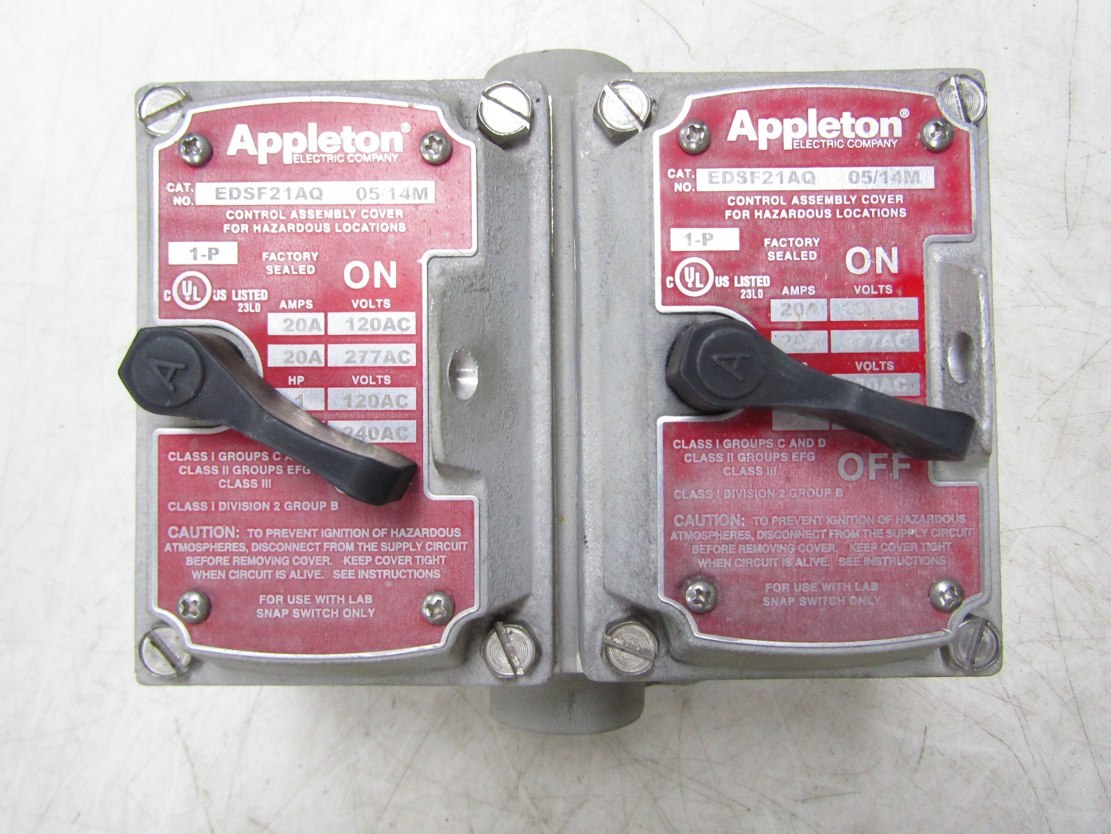 🙌APPLETON 20 AMP DUO EXPLOSION PROOF SNAP SWITCH 120/277 VAC EDSF21AQ EDSC372SA