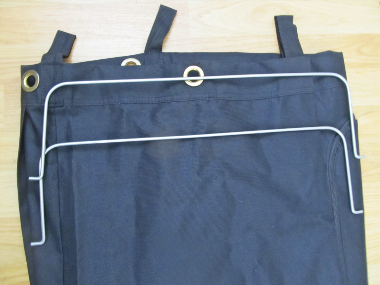 Rubbermaid FG452088BLA Brute Commercial Products Utility Cart Bag w/ Hangers