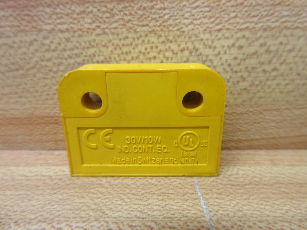 Pilz PSEN 1.1-10 Safety Interlock Switch 514110 (Pack of 5)