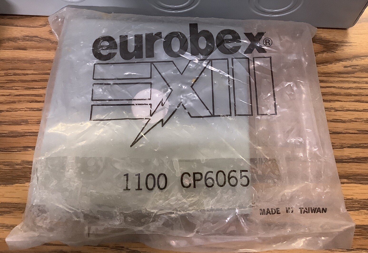 Eaton ECL03C1H6A Lighting Contactors-Lighting Electrically Held