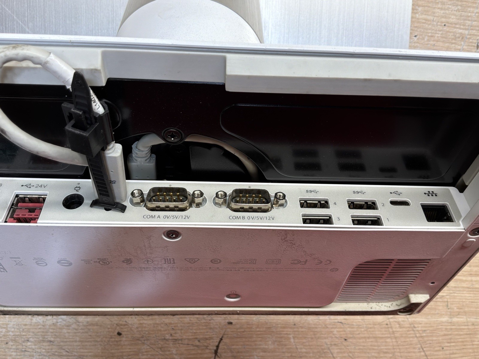 HP Engage One All-in-One System Model 145/FOR PARTS/ No Hard Drive /JUA3784