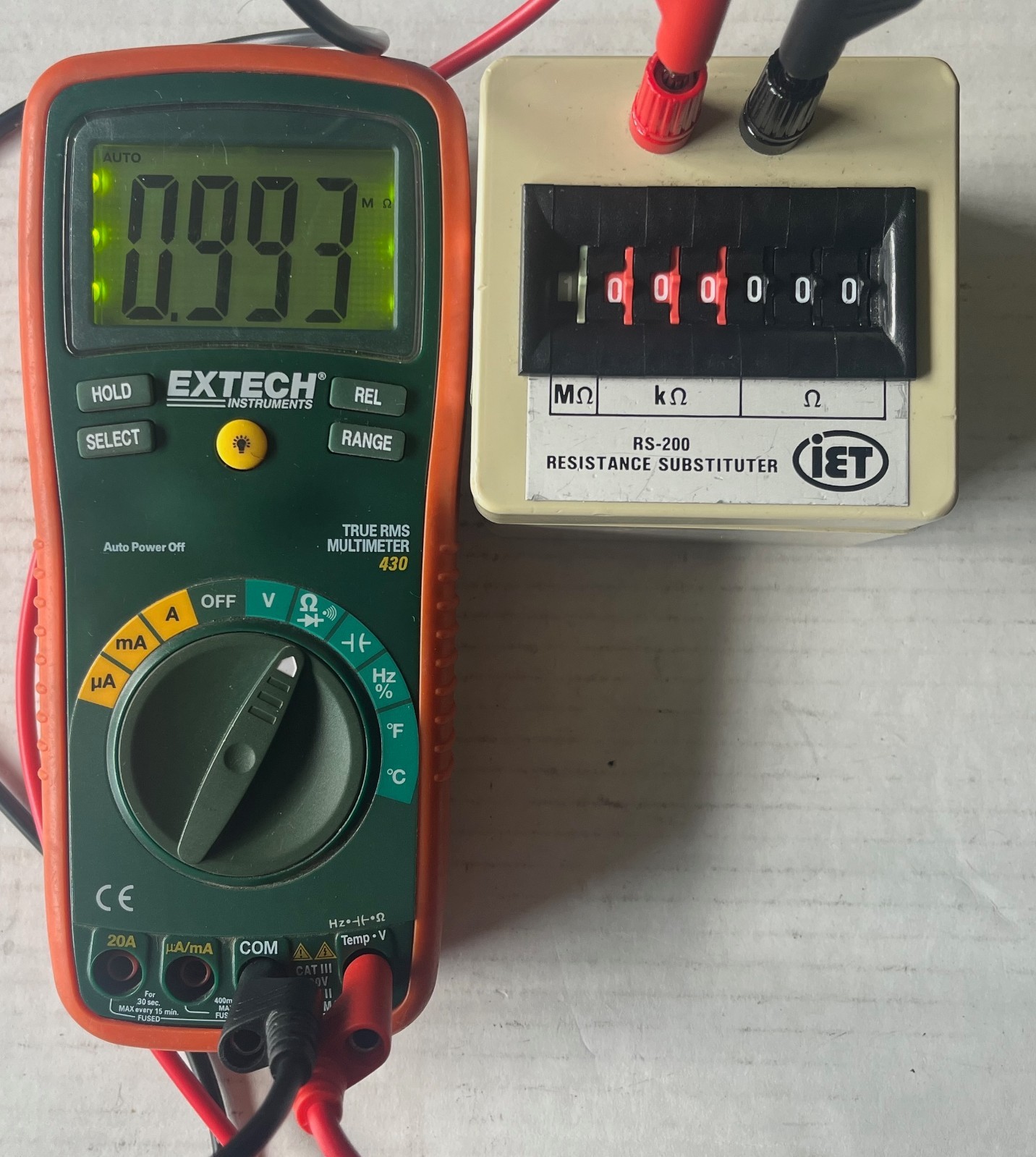 Extech 430 True RMS Digital Multimeter w/TL809 Test Lead Set in 2 Soft Cases