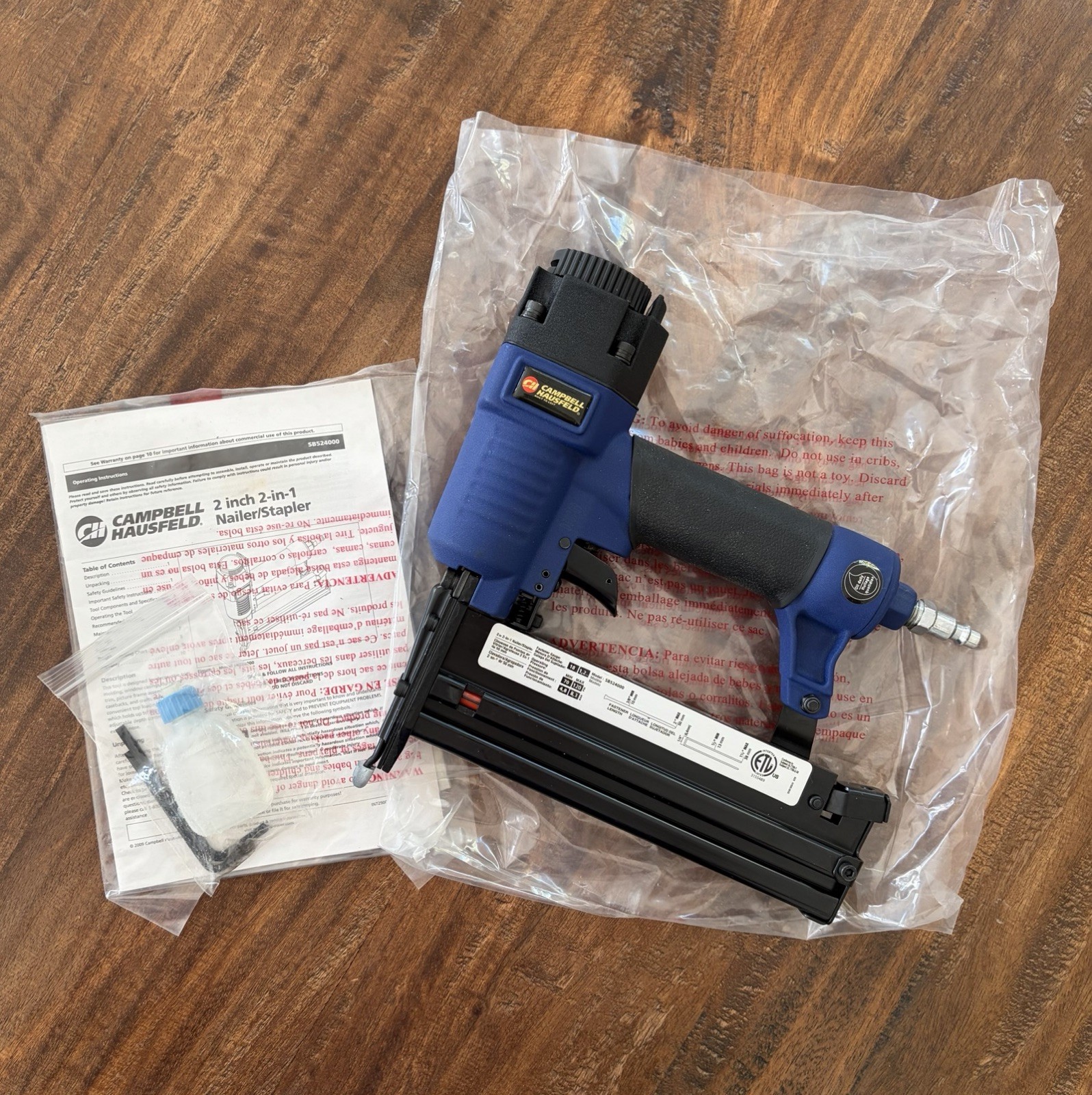 Campbell Hausfeld SB524000 18 Gauge 2” 2-in-1 Pneumatic Brad Nailer Stapler Kit
