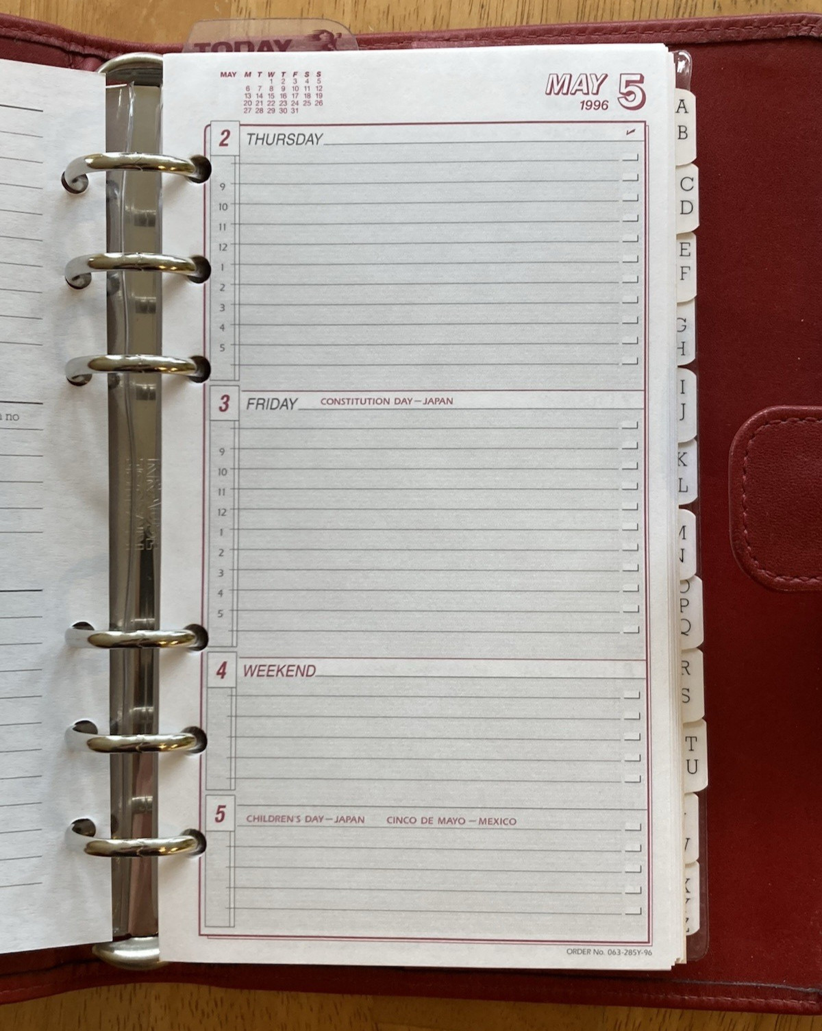 Vintage Filofax Leather Organizer Red USA 1996 from Luttmann’s Luggage 6-ring
