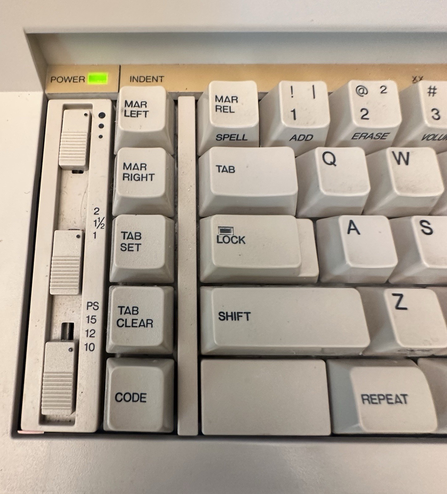 Olympia Mastertype 3 EW-1000 Electronic Typewriter Correction – Clean / Tested!