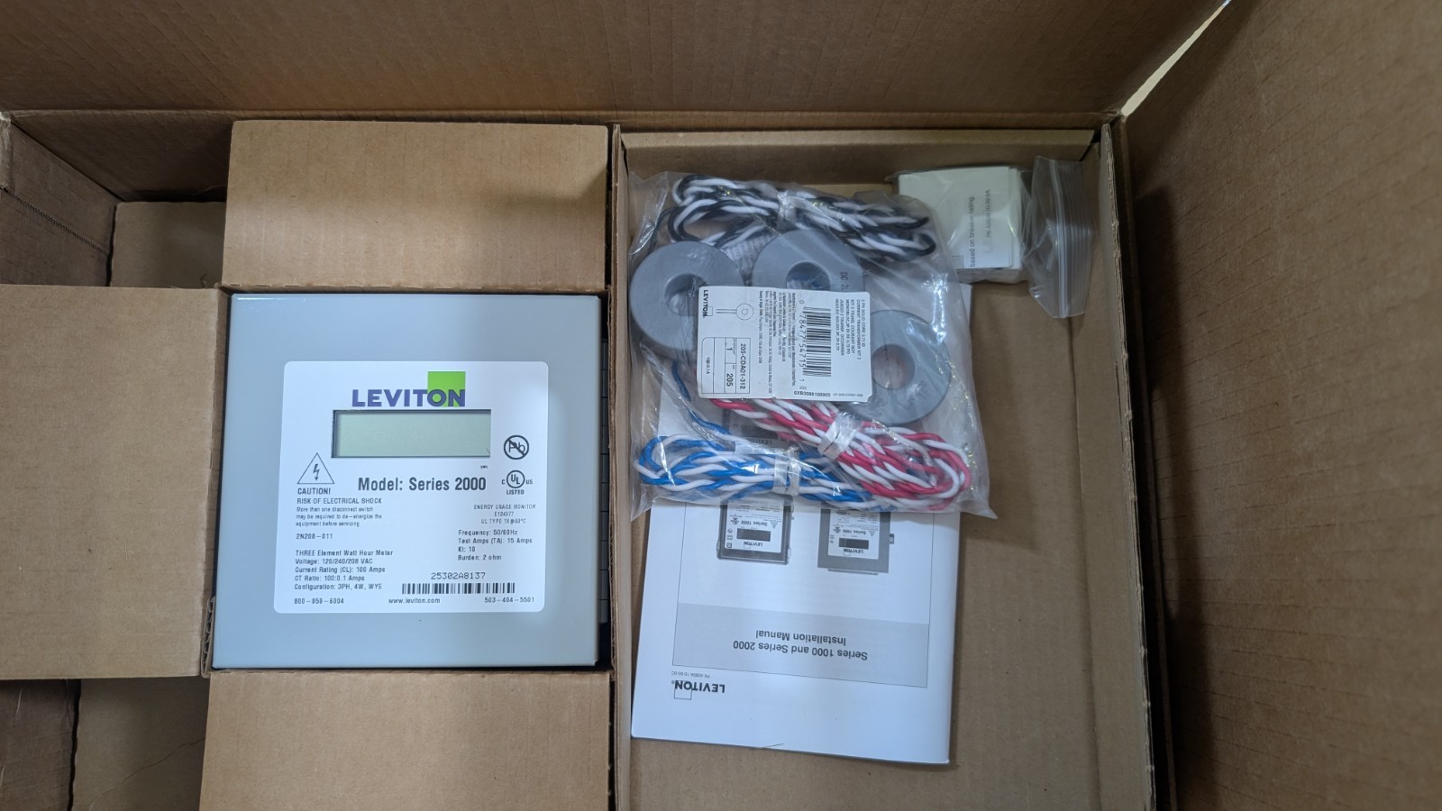 Leviton 2K208-1SW Series 2000 Indoor Usage Meter 3 Solid Core CTs 120/208 VAC