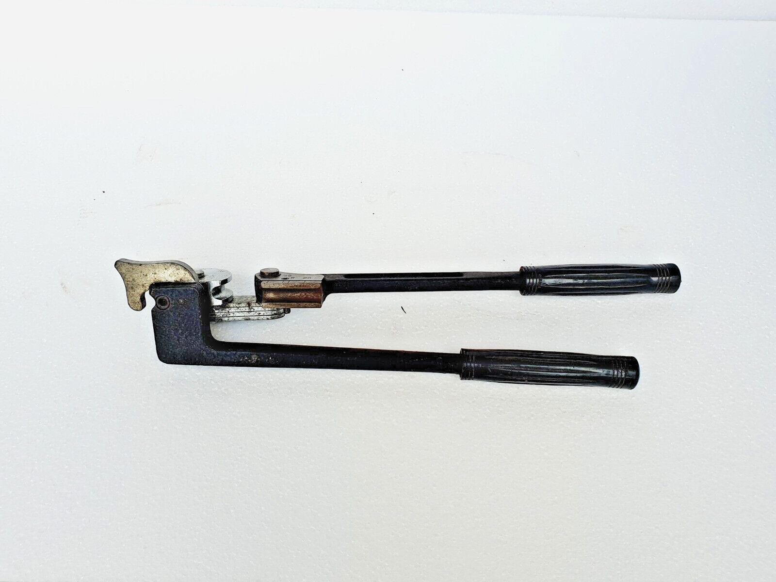 RIDGID 36097 Instrument Bender 3/8″ O.D Tube bender No.406