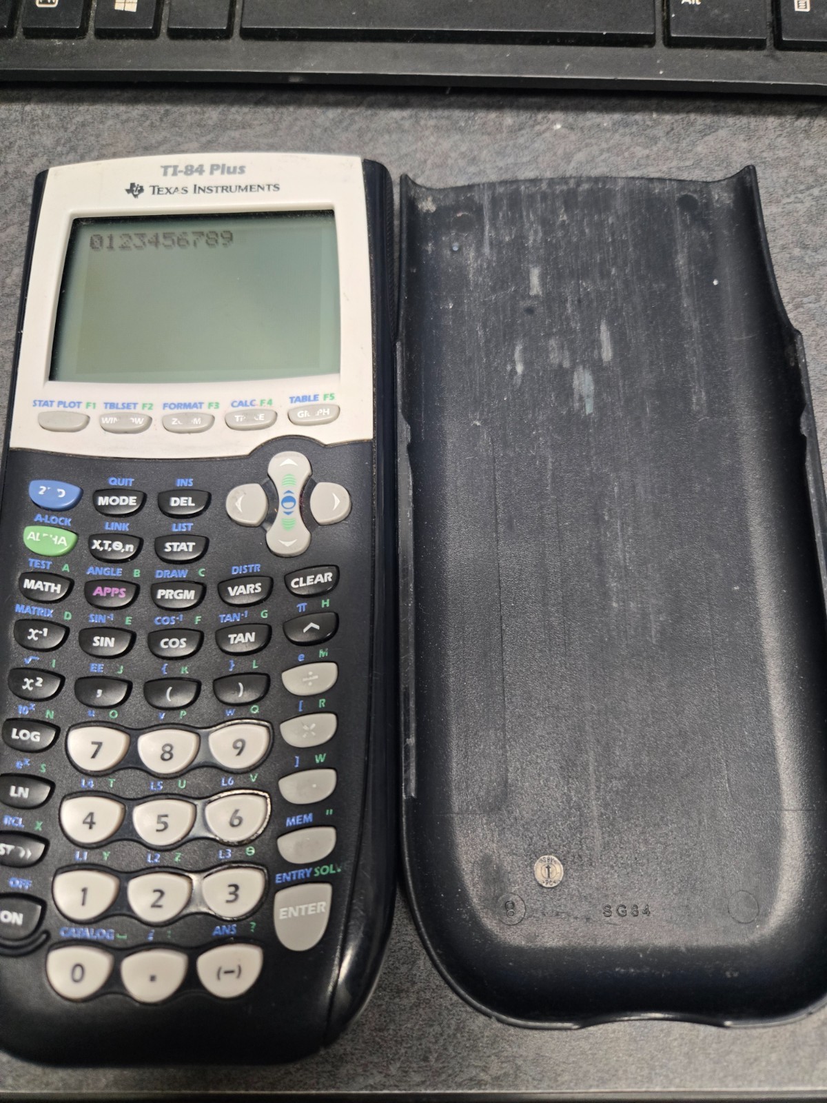 ​Texas Instruments TI-84 Plus Graphing Calculator Black Tested Working Cover